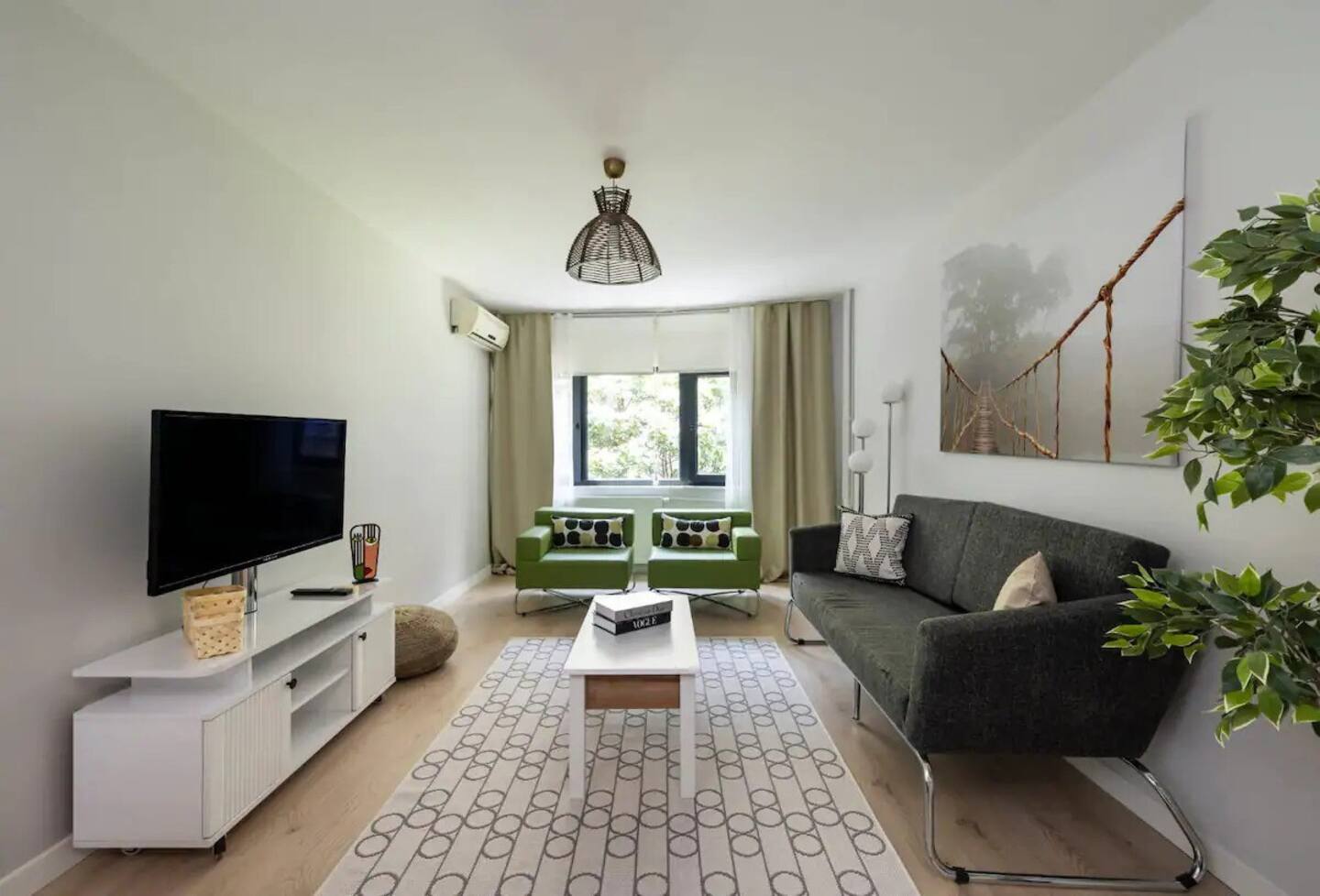Gorgeous Bright New 2BD Central Home!. #212