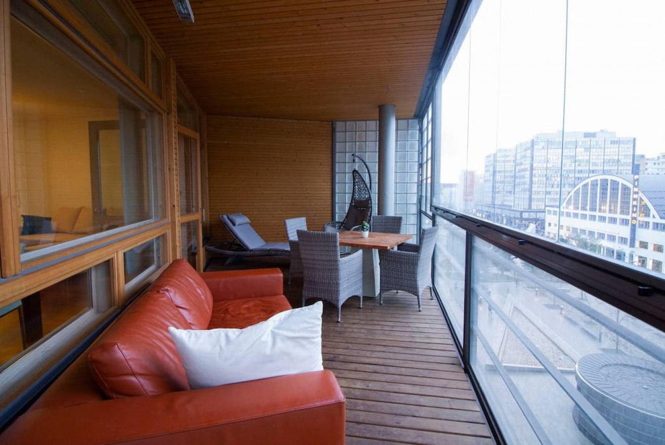 Property Image 1 - Enjoy luxurious 76m2+sauna stay in Kamppi Center