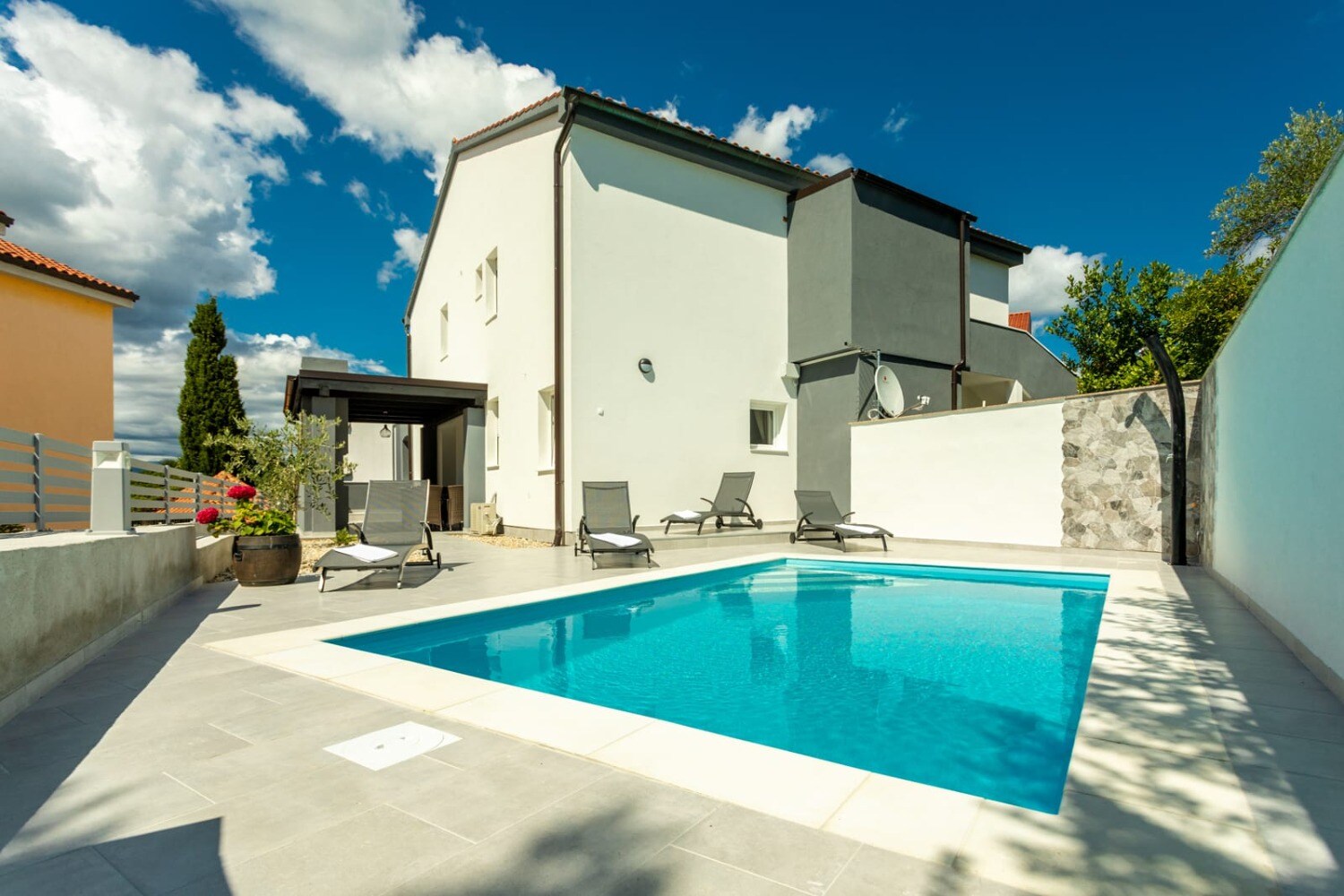 Property Image 1 - Krk - with private pool - H(6+2)