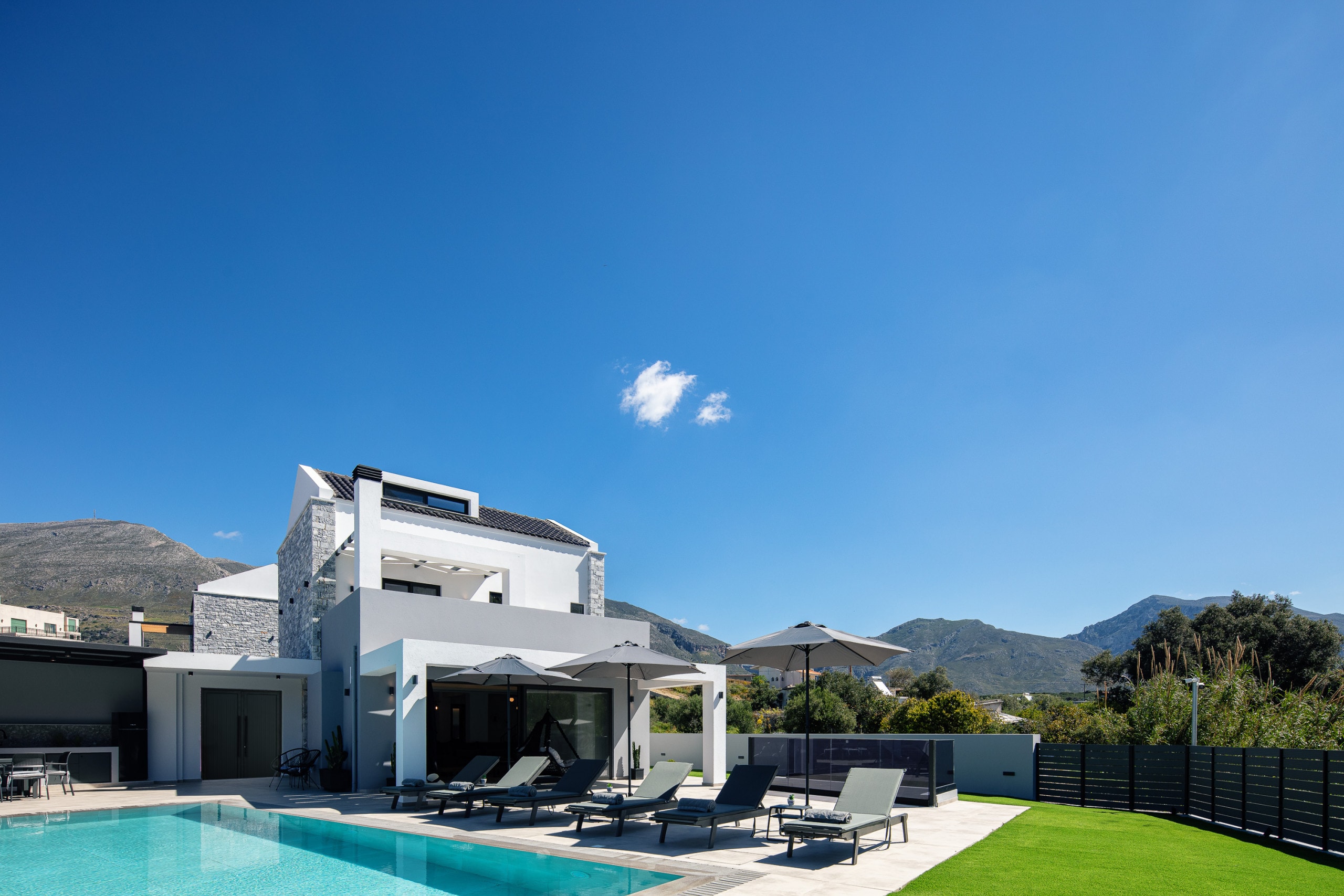 Modern architect-designed villa