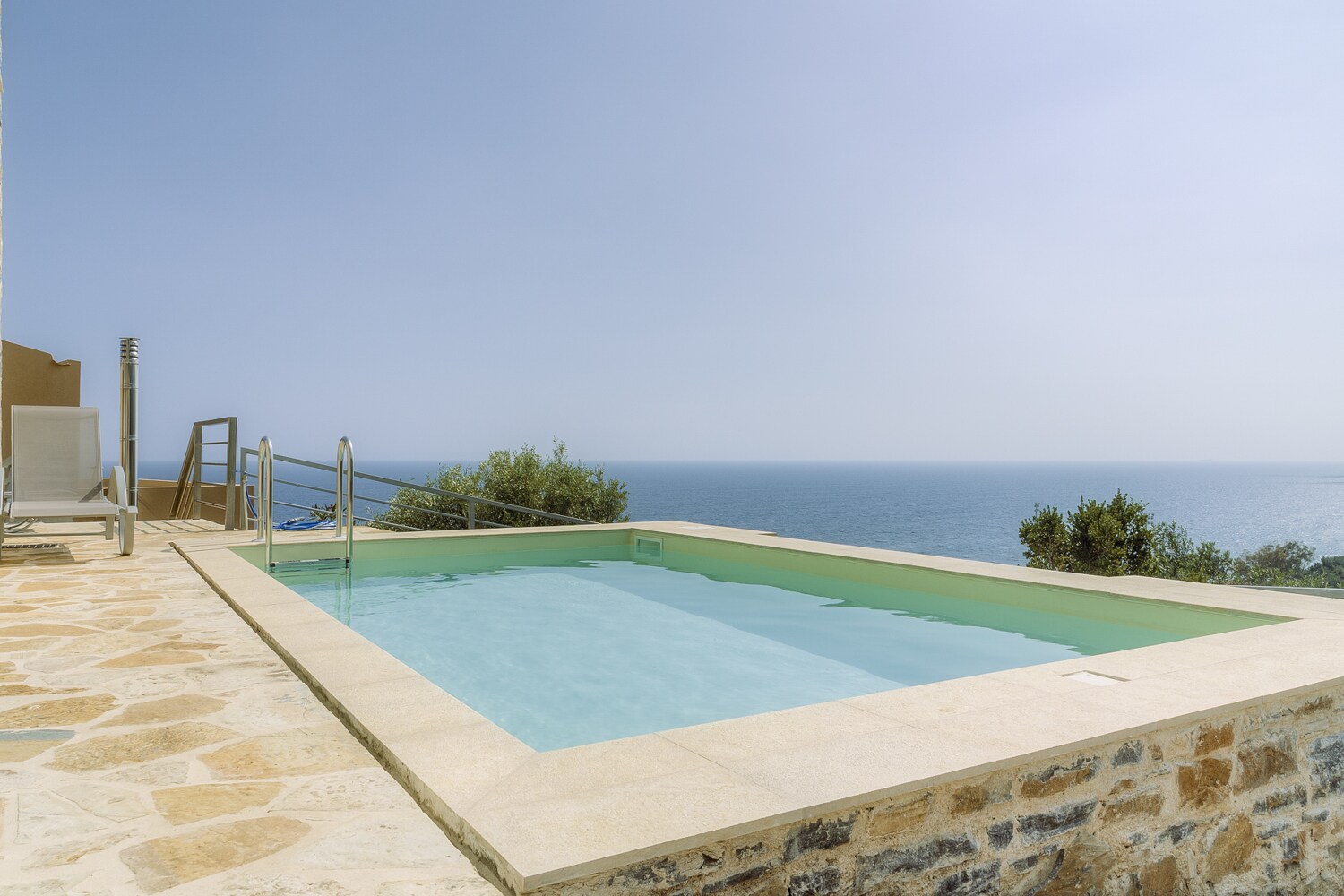 Property Image 1 - Villa Isidoros Ouzo