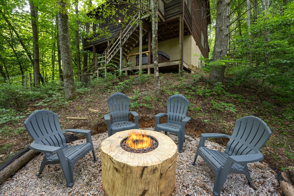 Serenity Now at Leatherwood Mountains