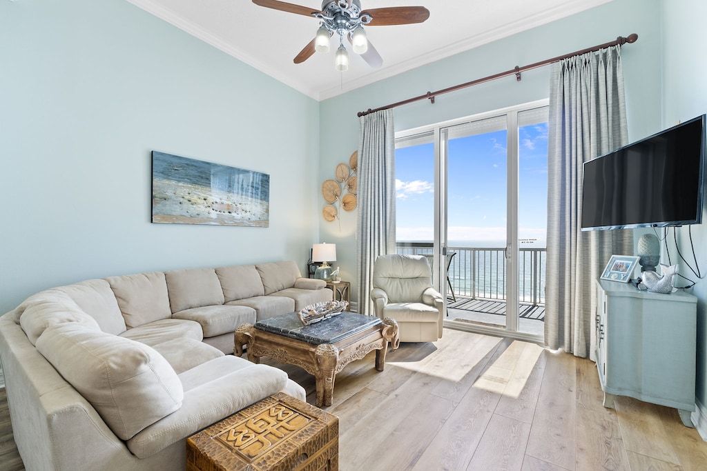 Spanish Key 702 Living Room with Balcony Access