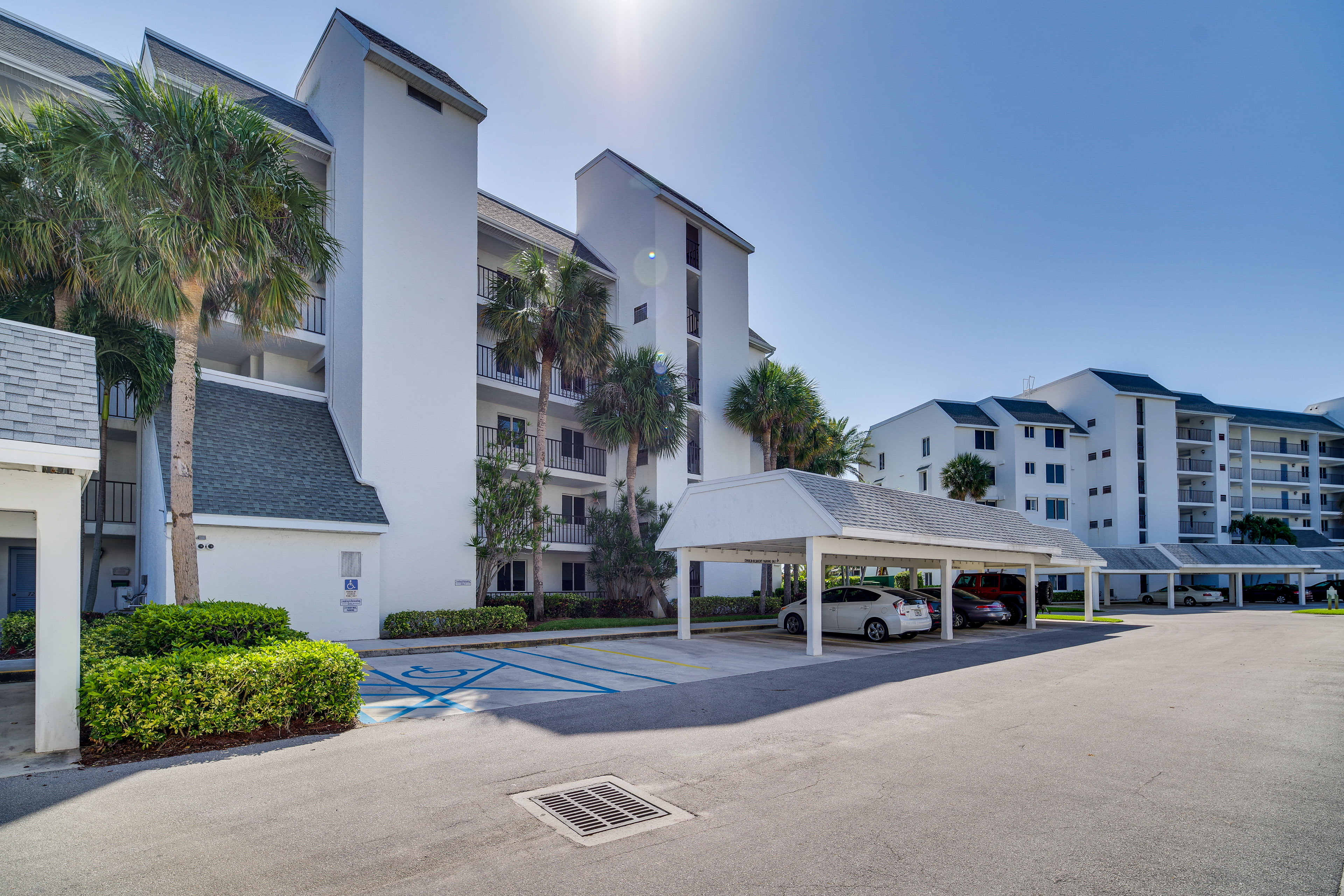 Property Image 2 - Ocean Village Condo: 3 Pools, Hot Tub & Beach