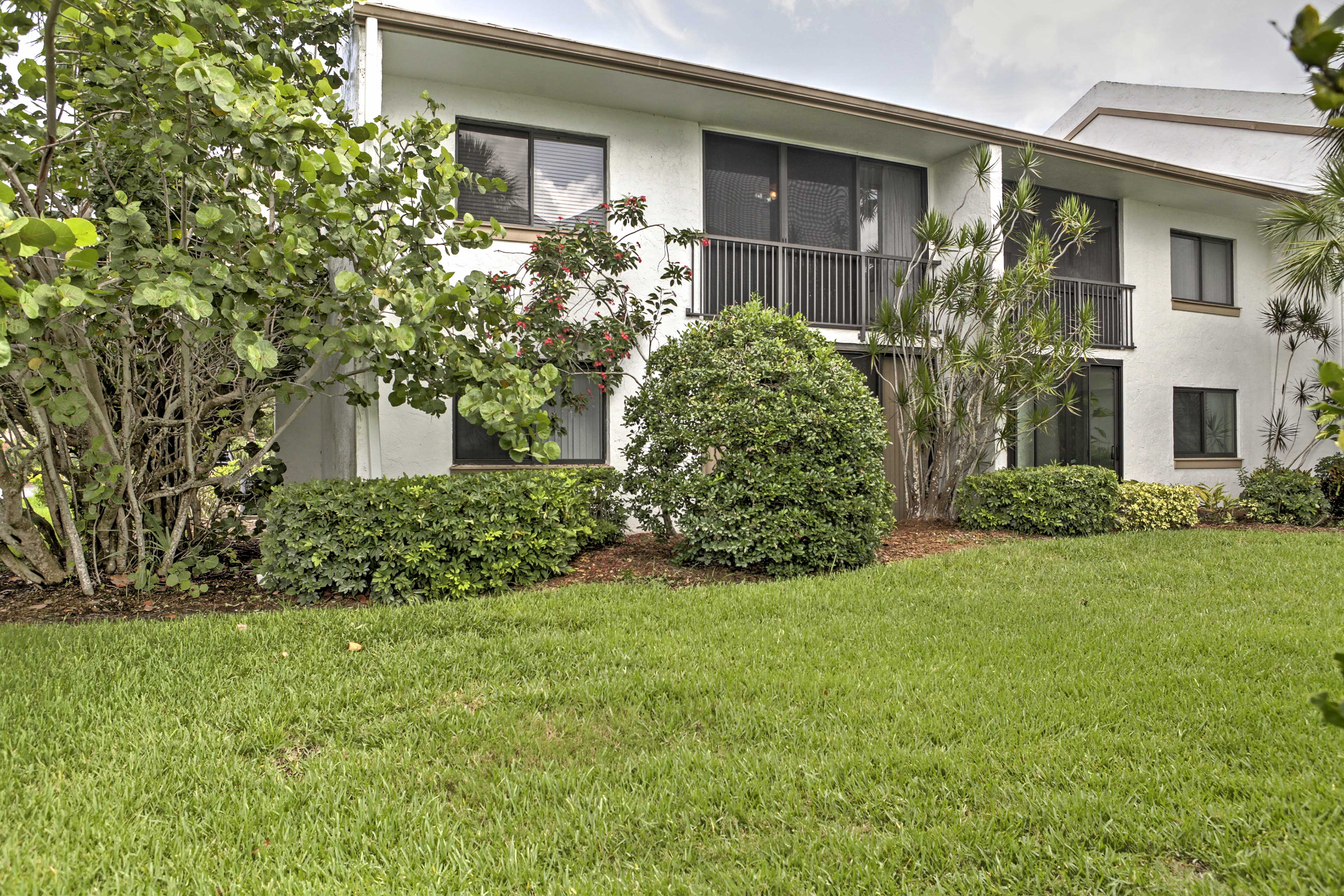 Property Image 1 - Ocean Village Condo: 3 Pools, Hot Tub & Beach