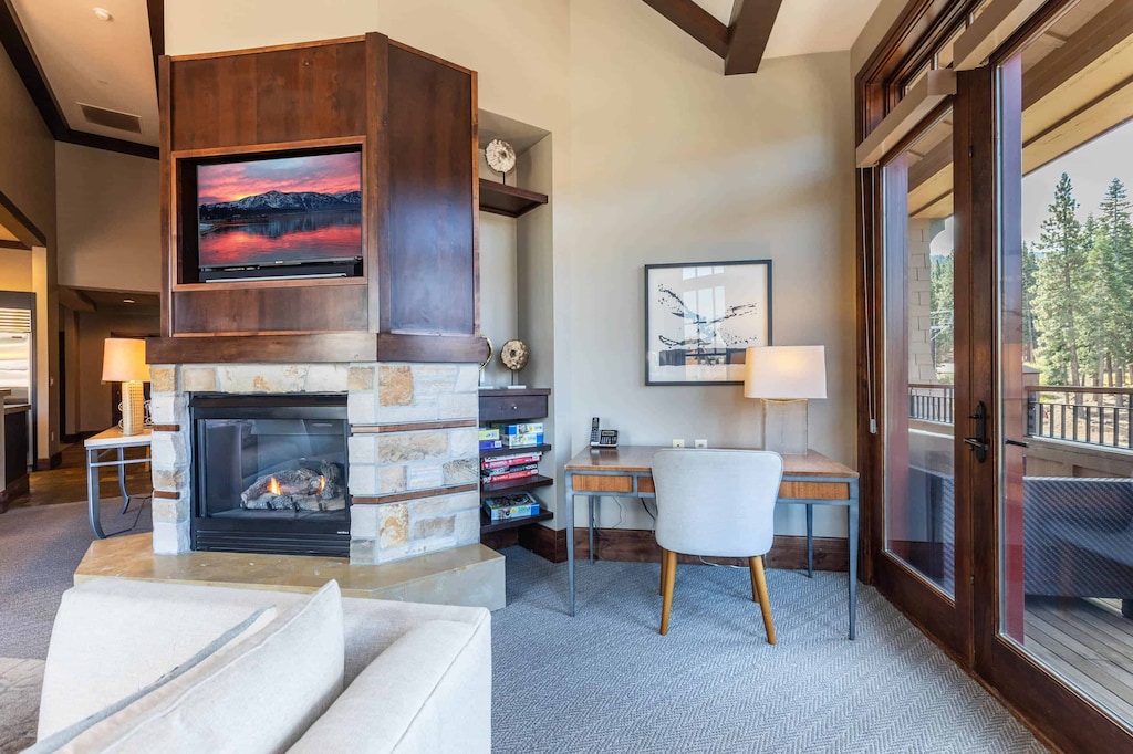 9001 Northstar Dr Unit 508-print-021-015-Interior-4200x2800-300dpi