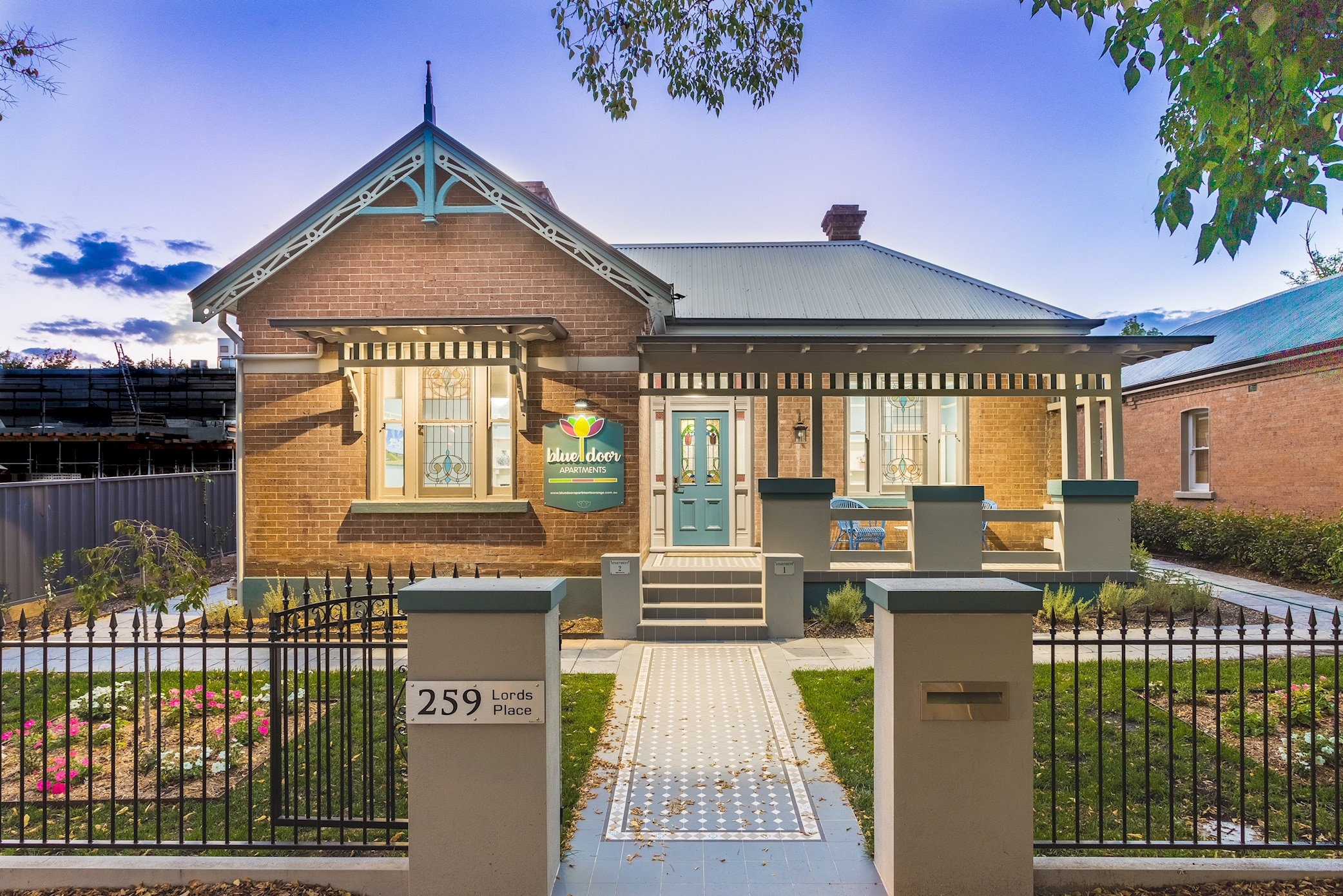 Property Image 1 - Blue Door Apartments - Stunning CBD Heritage Home