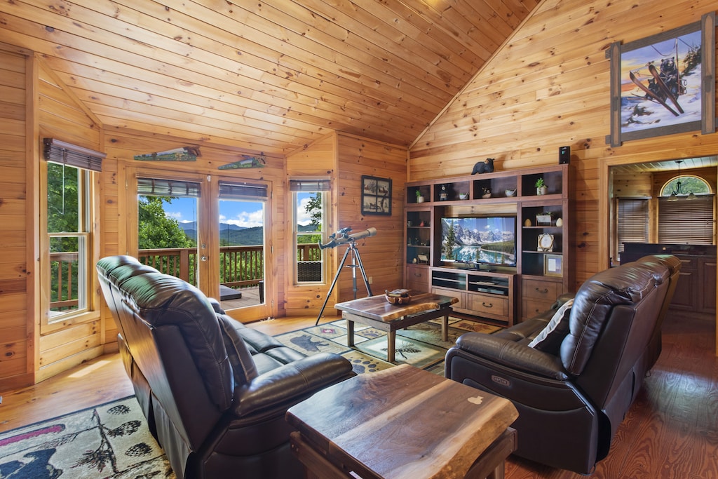 Welcome to Rest at Mountain Crest!