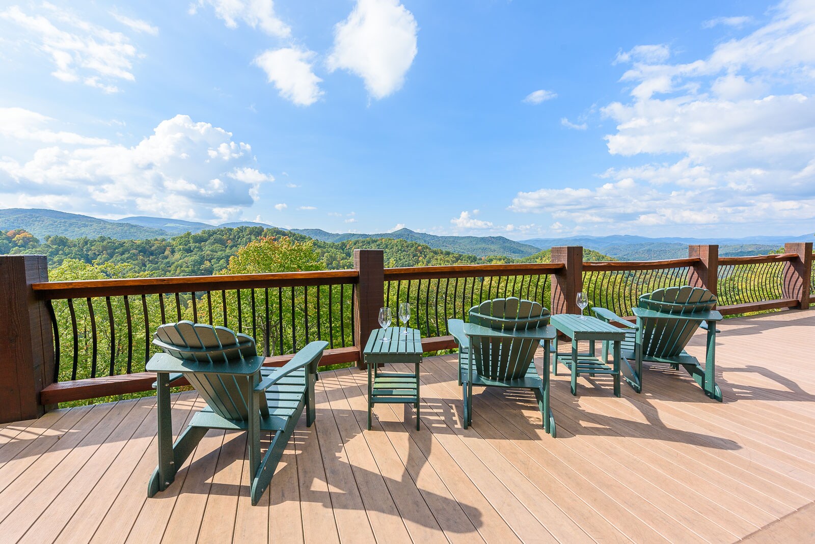 Relax on the Deck and Enjoy Unmatched Mountain Views!