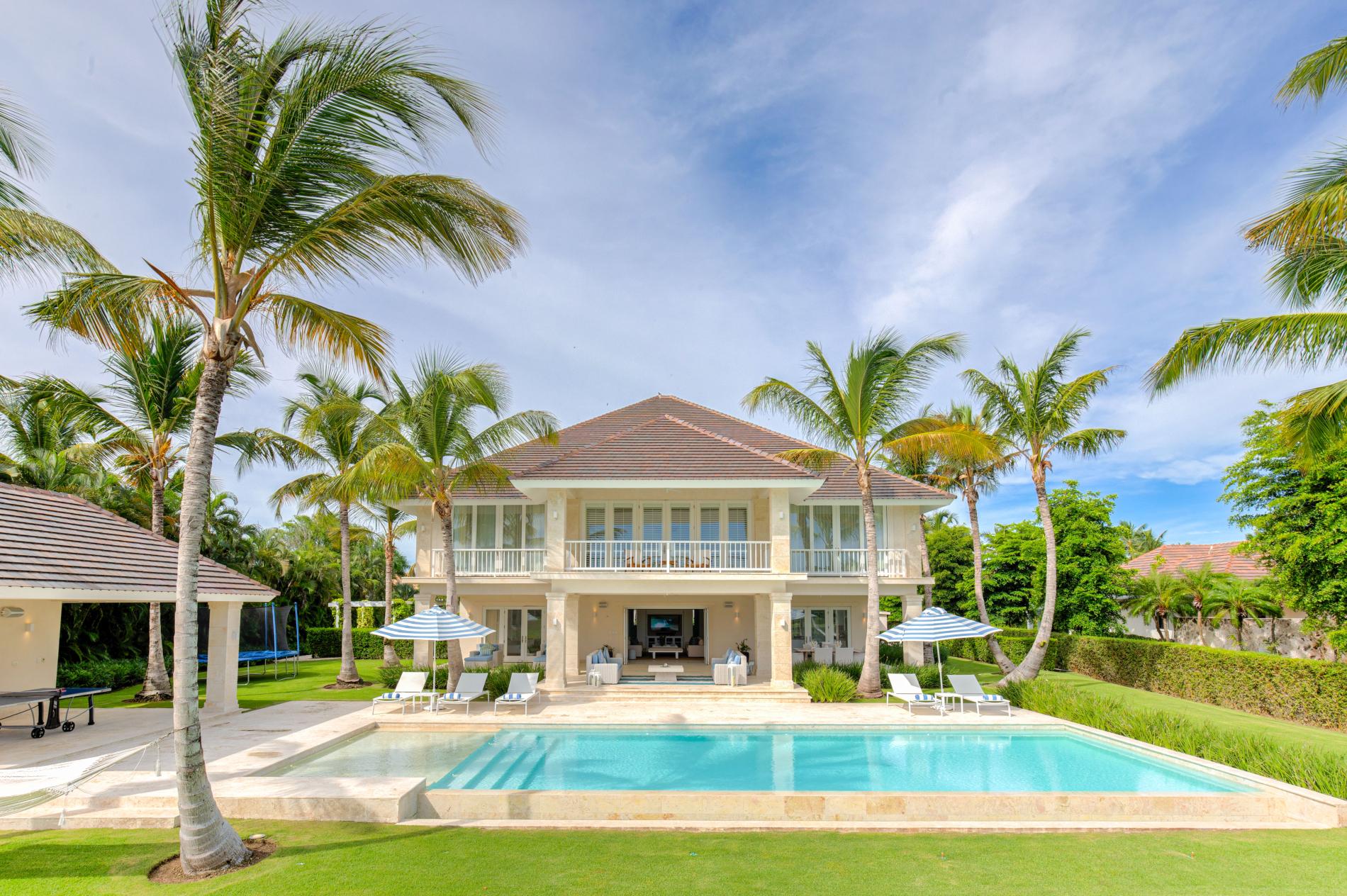 Property Image 1 - Arrecife 39 -Villa with Stunning Tropical Design