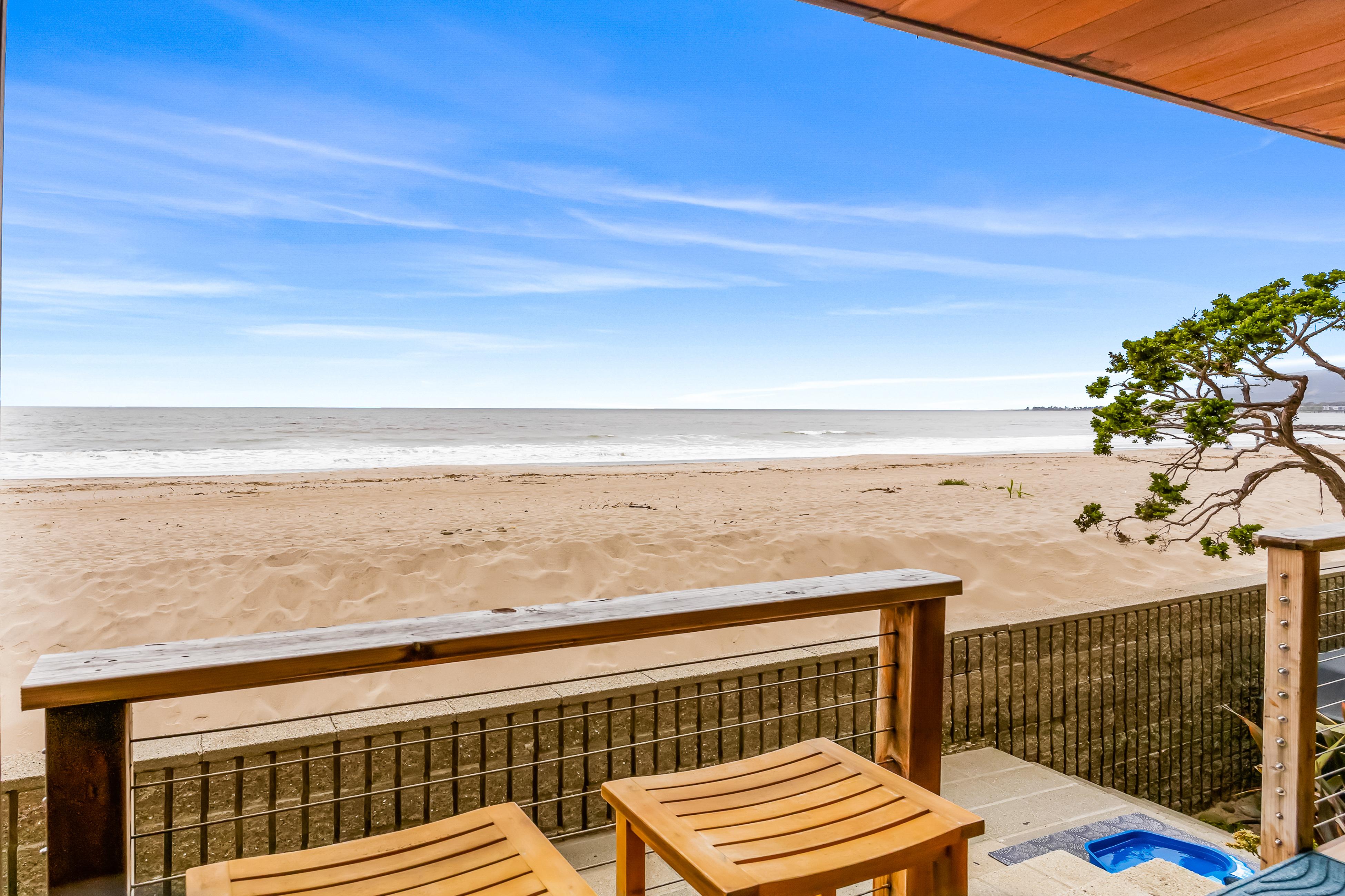 Property Image 2 - THE GETAWAY- A beachfront retreat in Pierpont Bay