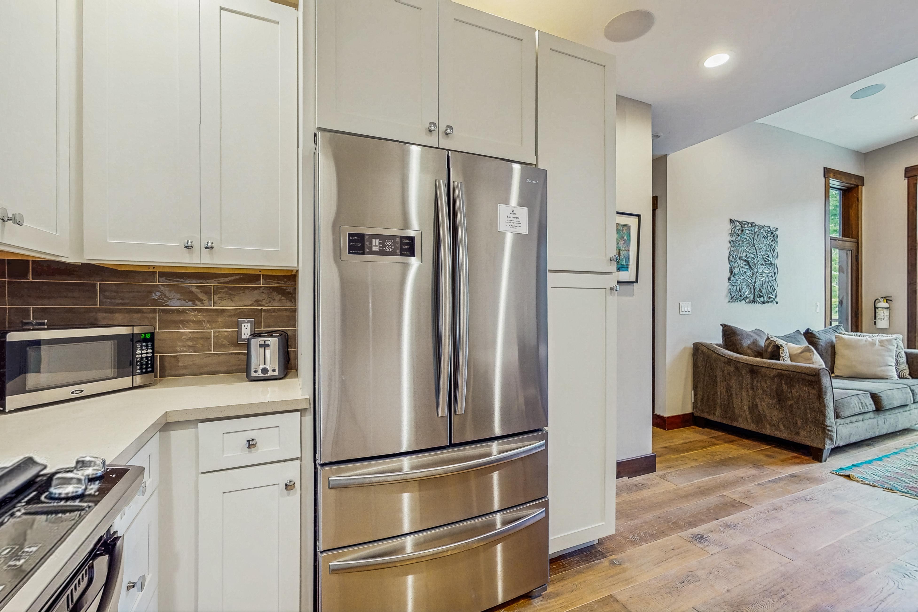 Red Mountain Lodge Red Mountain Lodge