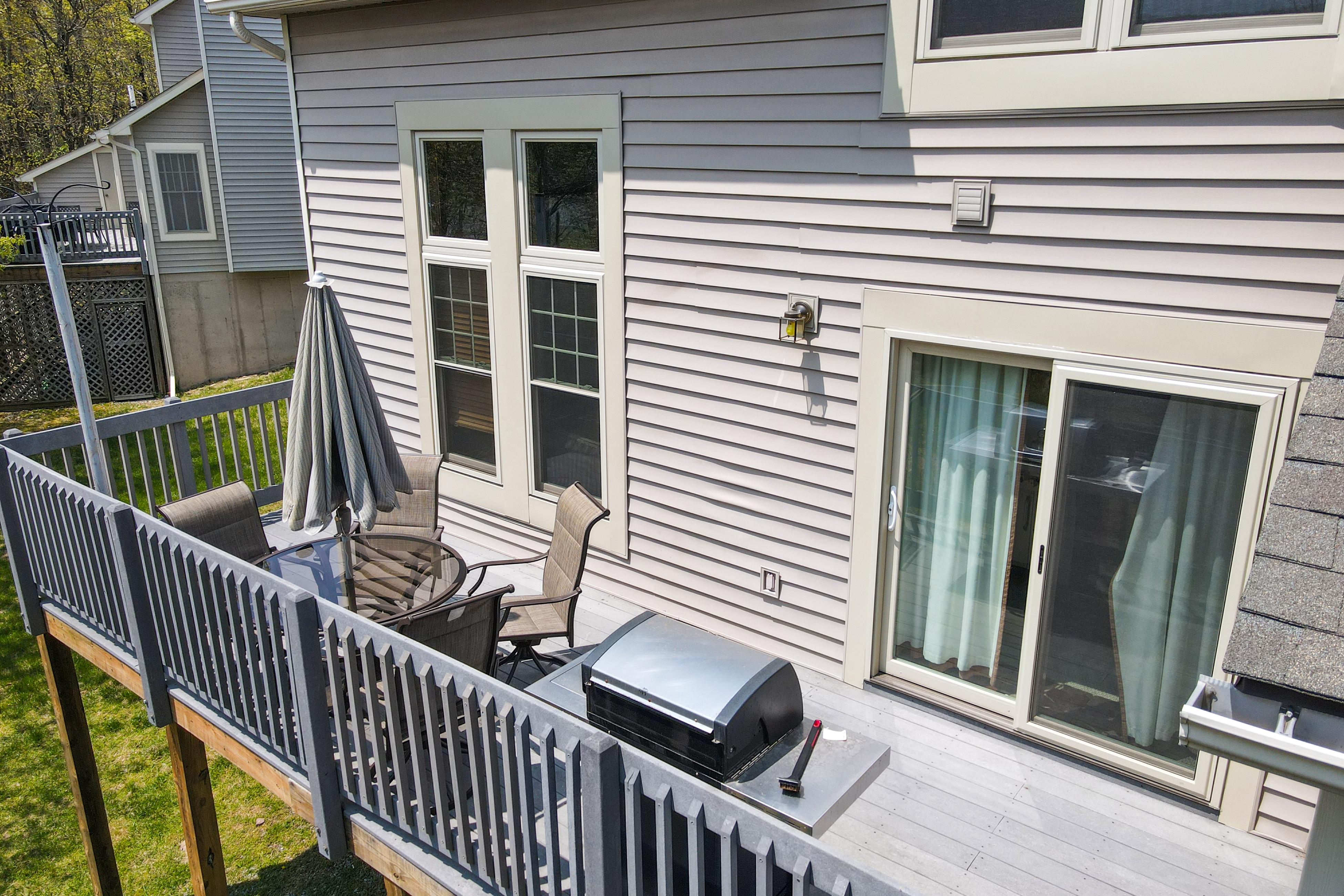 Property Image 2 - The Overlook Nook in Northridge