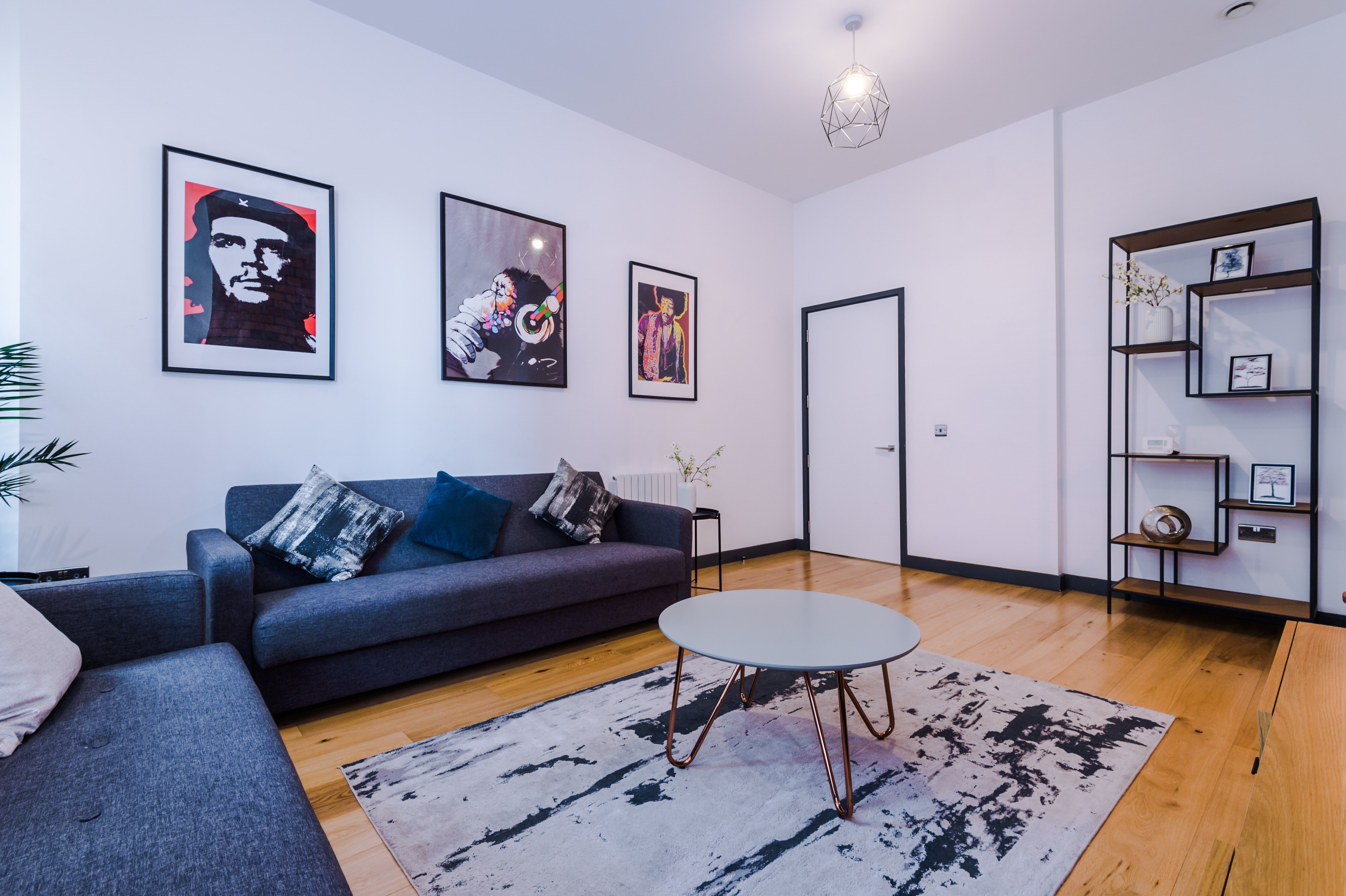 Property Image 2 - 4-Storey 2-Bedroom Stylish Townhouse in Ancoats