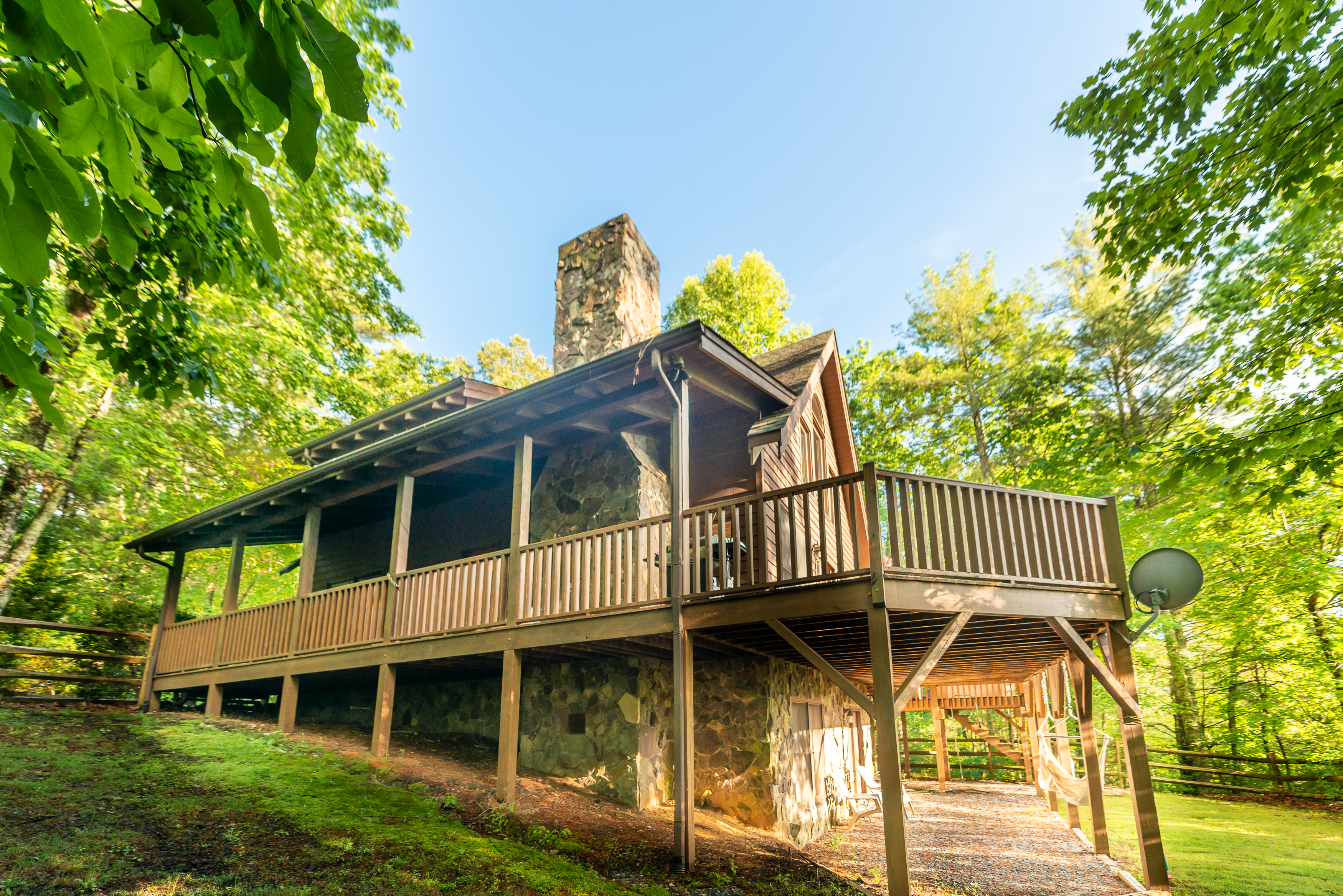 Second Breakfast cabin