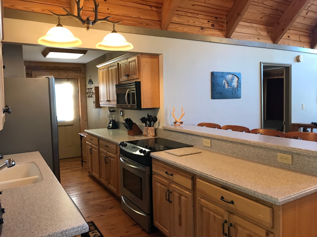 Three Daughters at Leatherwood Mountains