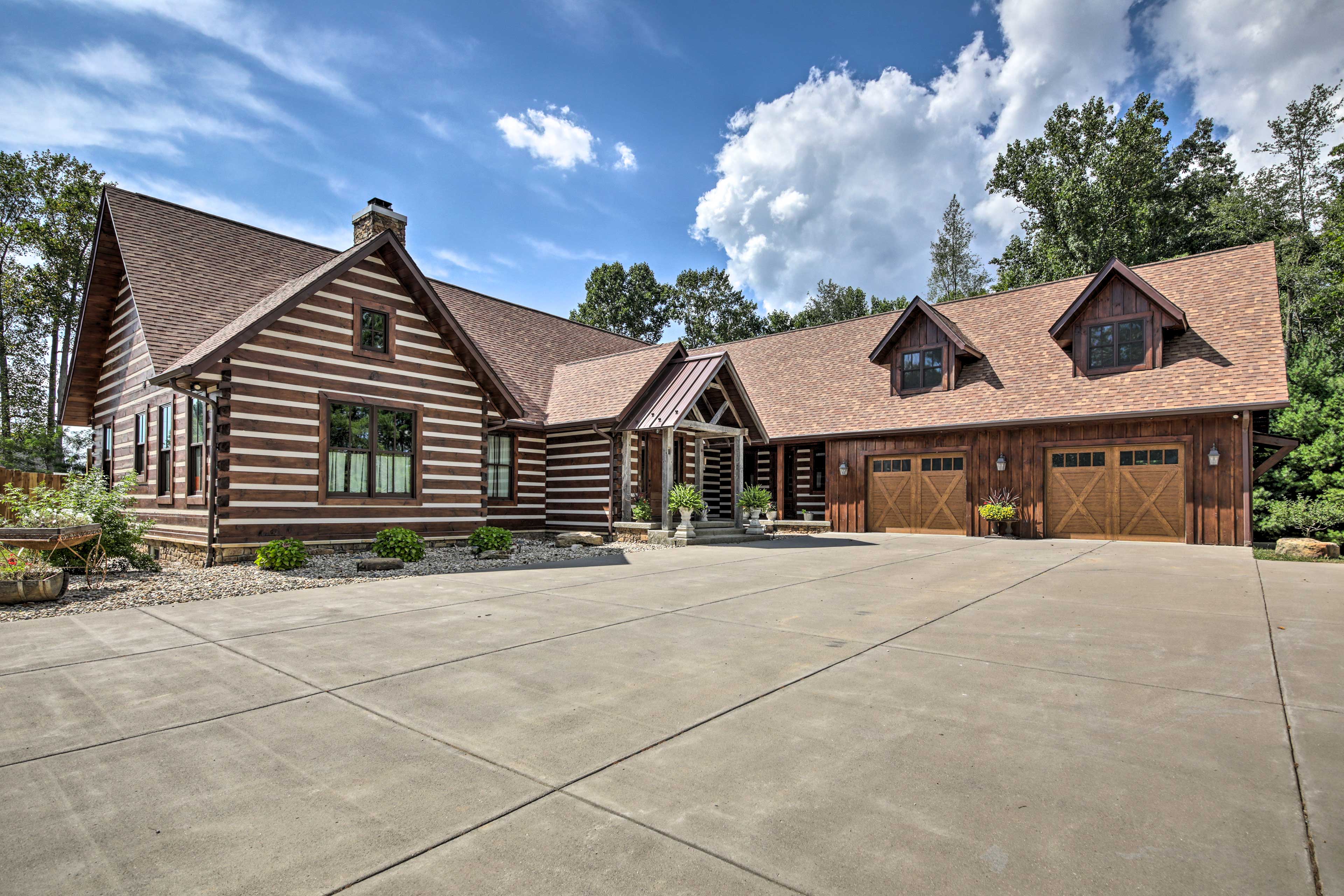 Property Image 2 - Bloomington Cabin, Mins to Campus/Lake Monroe