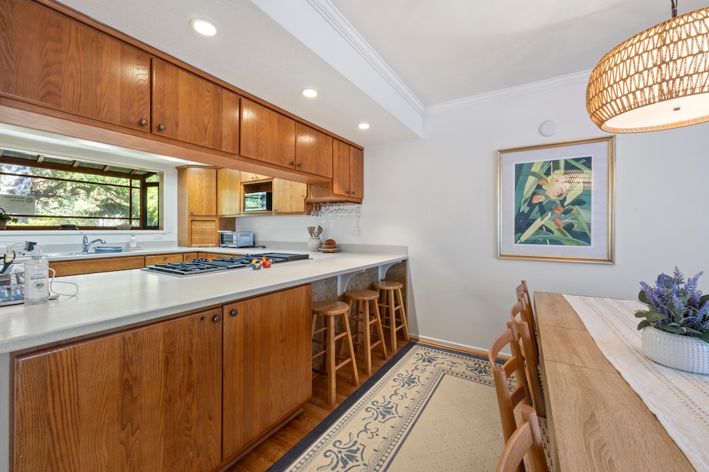 11 Canyon Terrace - Kitchen Breakfast Bar