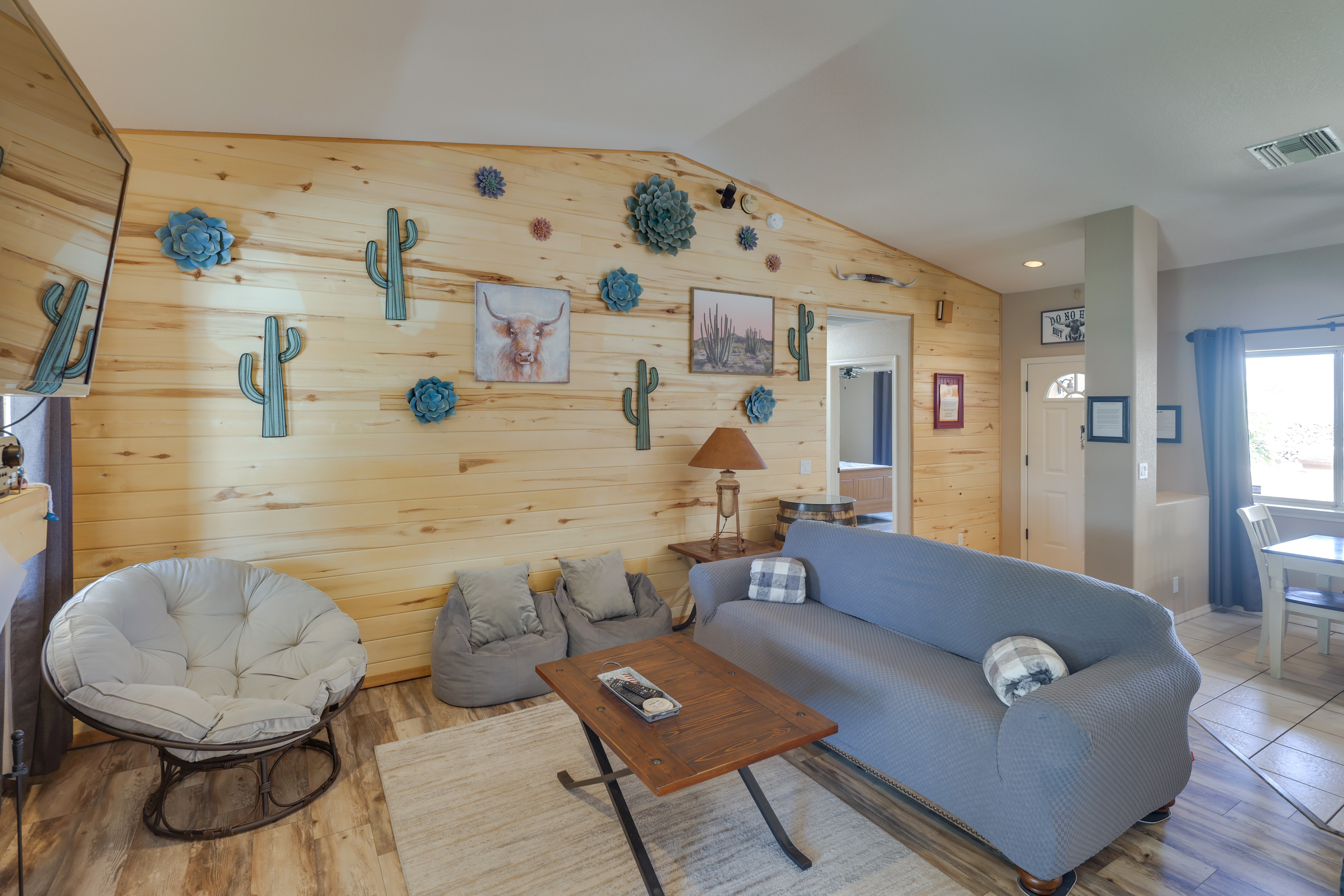 Lovely Bullhead City Retreat w/ Patio & Grill!