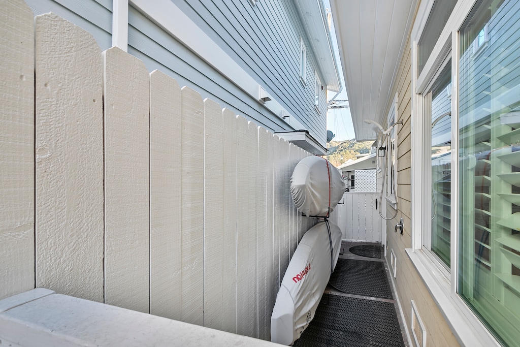 334E - Outdoor Shower