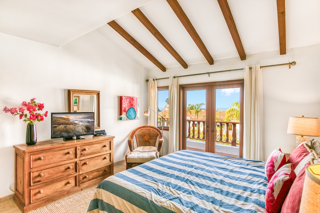 H412 - Bedroom 2 to Balcony