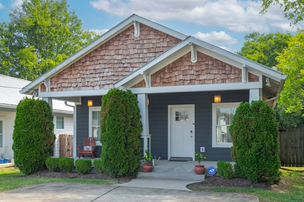 Welcome to our East Nashville cottage!