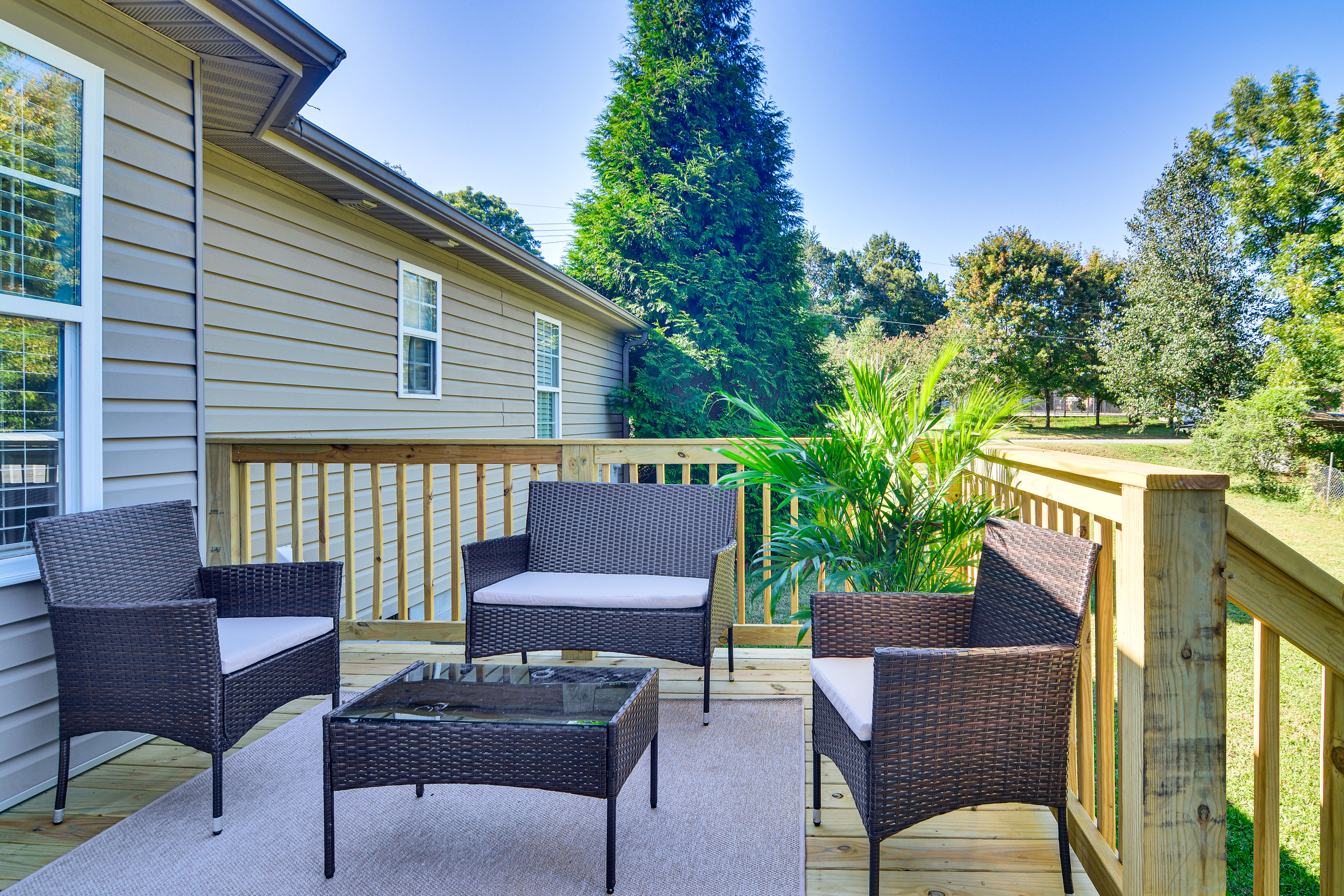 Central High Point Home < 1 Mi to Downtown!