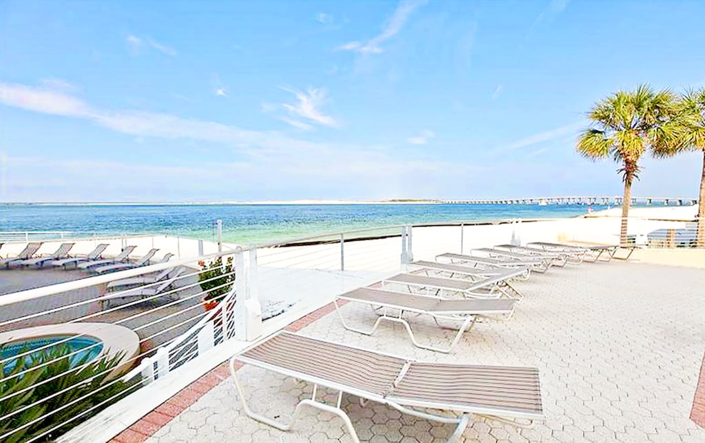 Great spaces to Lounge  