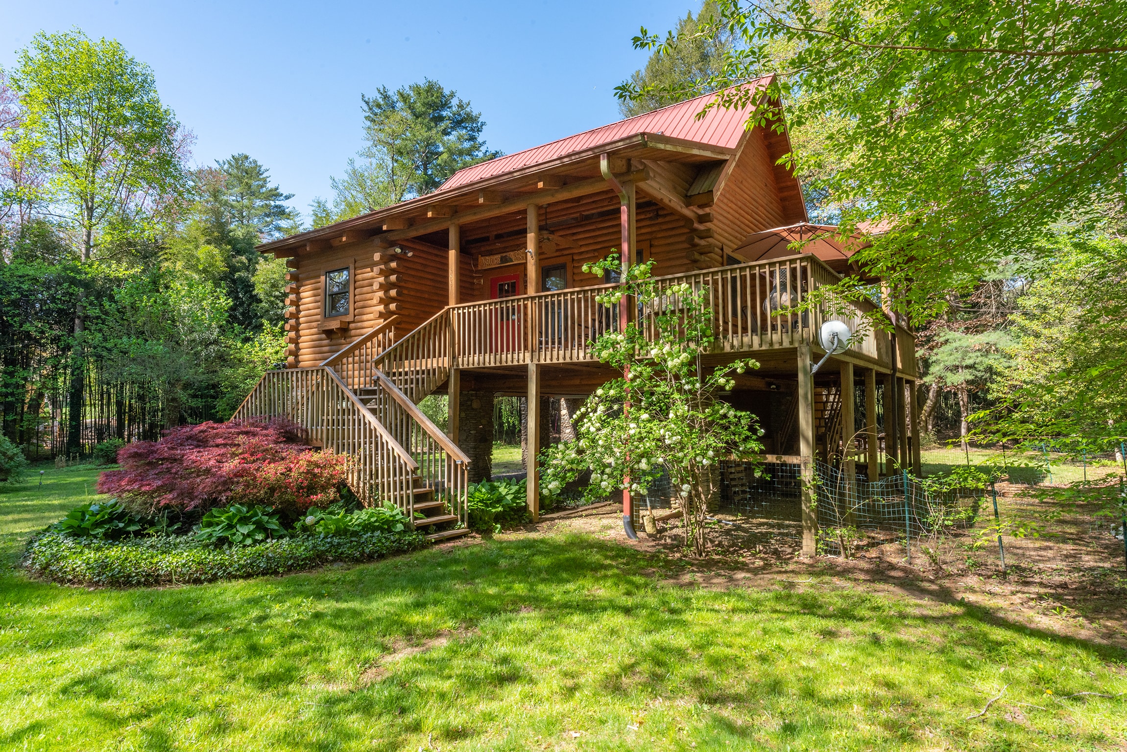 Stoney Creek Cabin Home Rental in Black Mountain