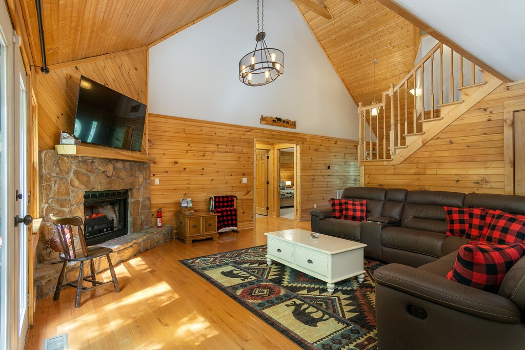 Welcome to Cane Creek Cabin!