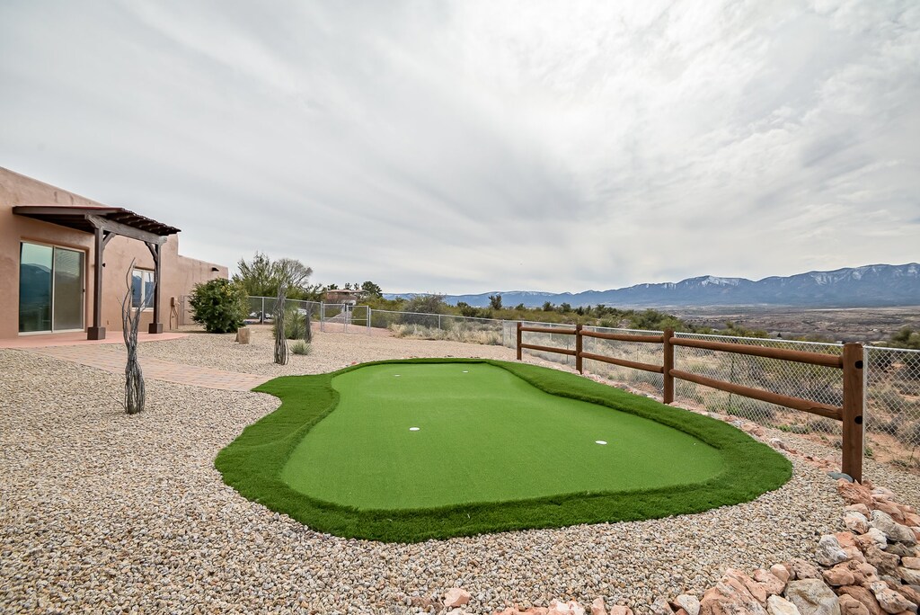 Practice Your Short Putting Game!