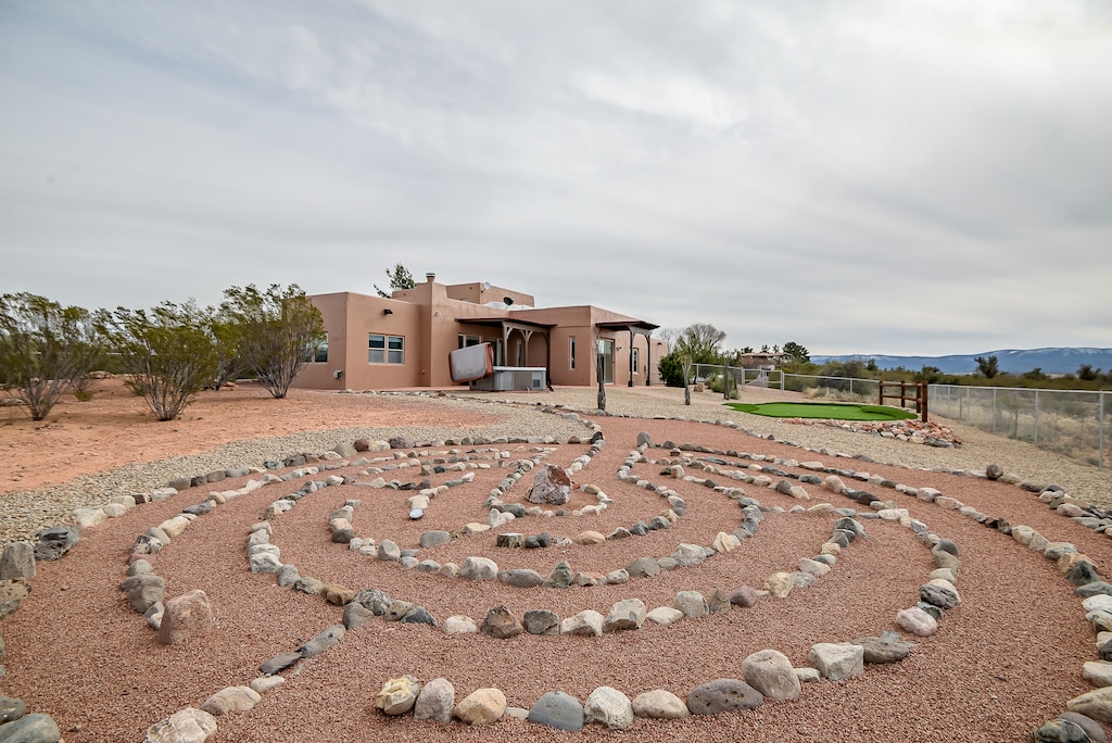 Labyrinth-reflect and meditate.