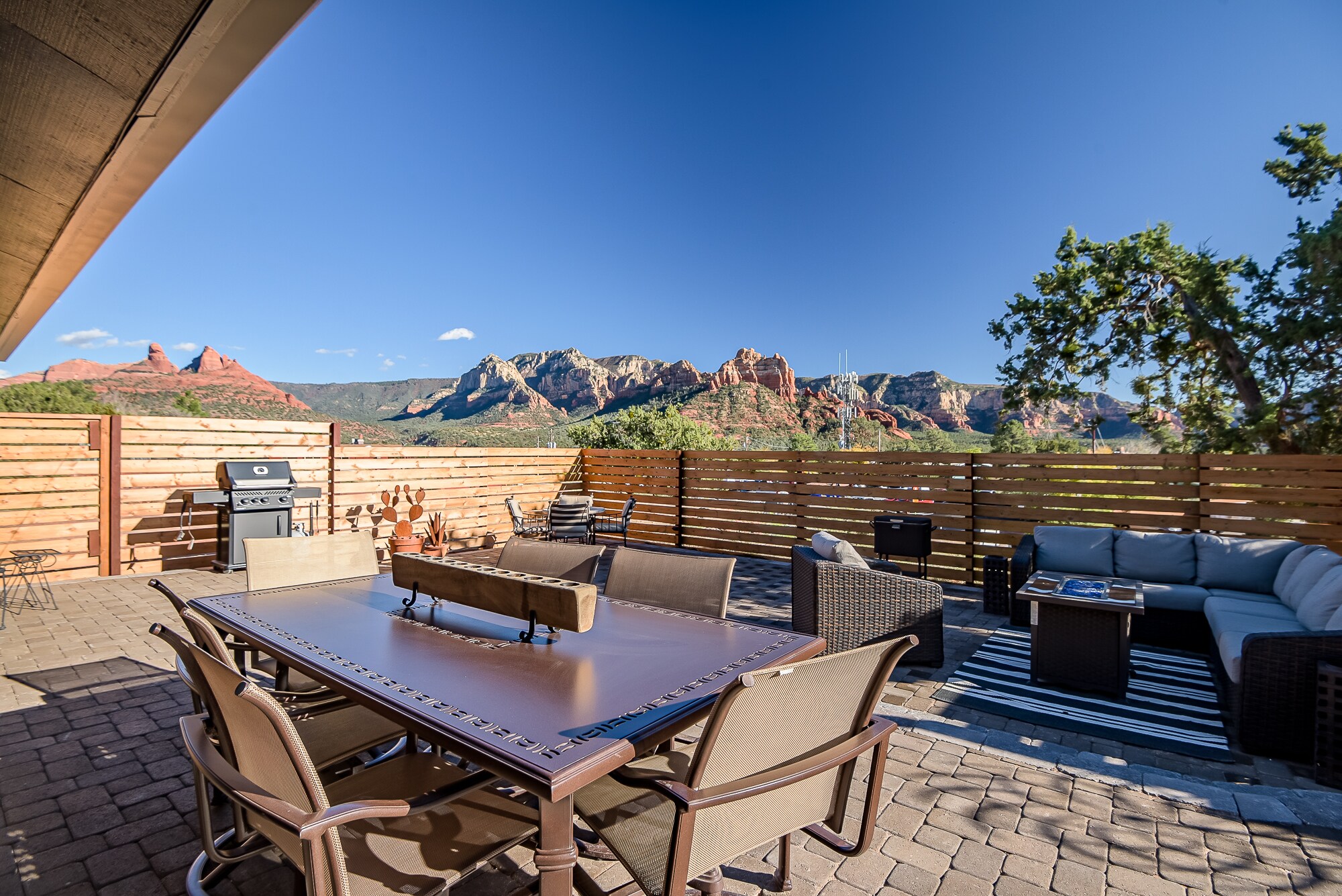 Red Rock Views From the Backyard!