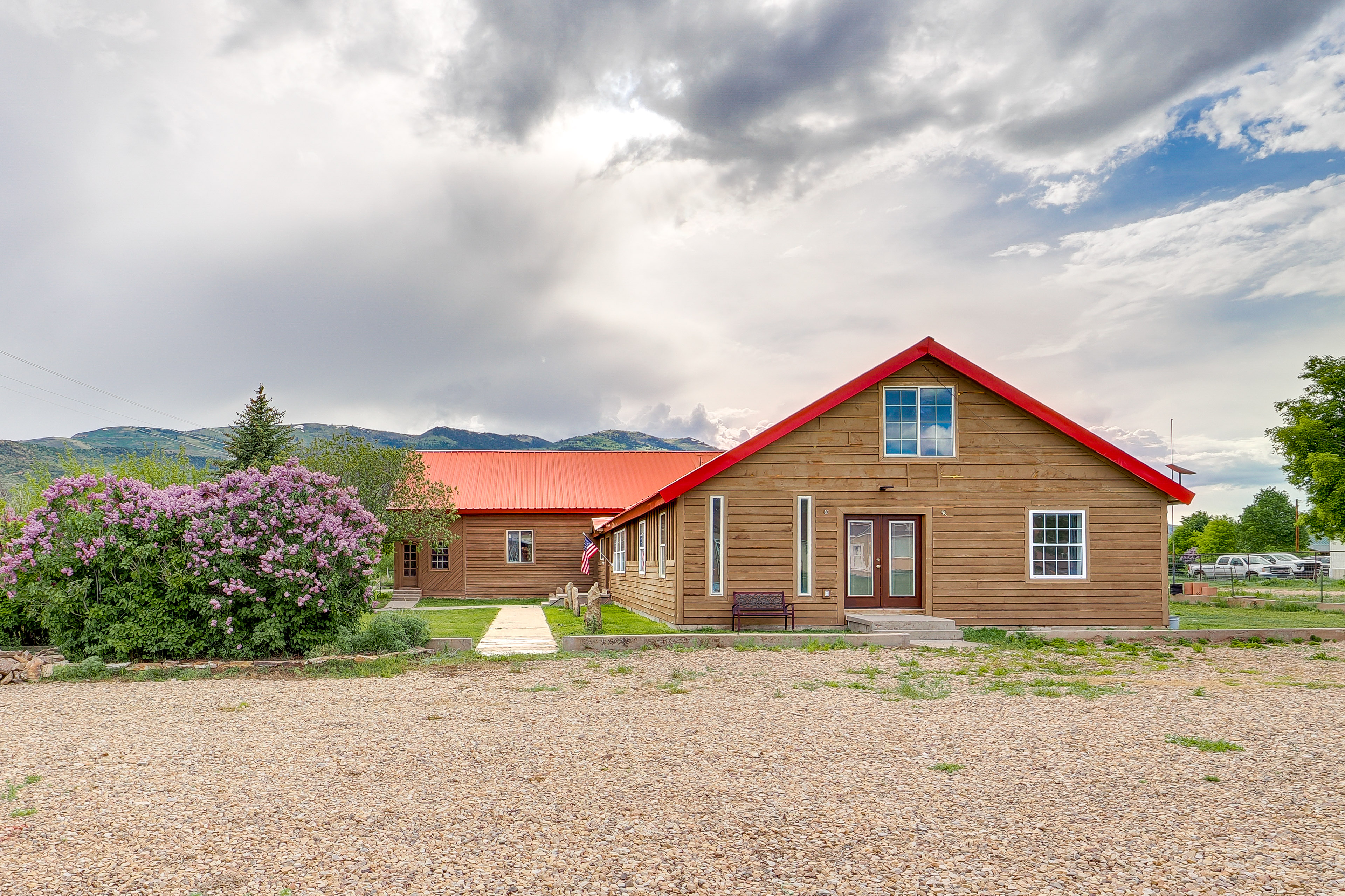 Property Image 1 - Rural Mountain-View Home Near Hiking + Off-Roading