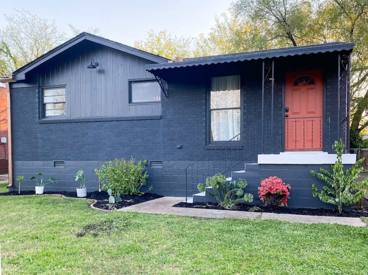 Mid-Century Modern Home Near Downtown with Free Parking