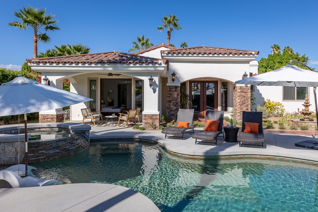 Gorgeous resort-style patio and backyard