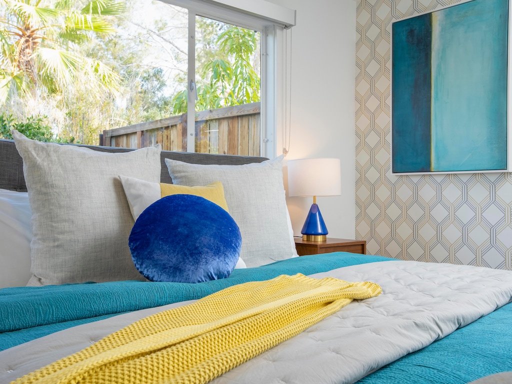 Pops of color in the bedrooms create that fun Palm Springs vibe