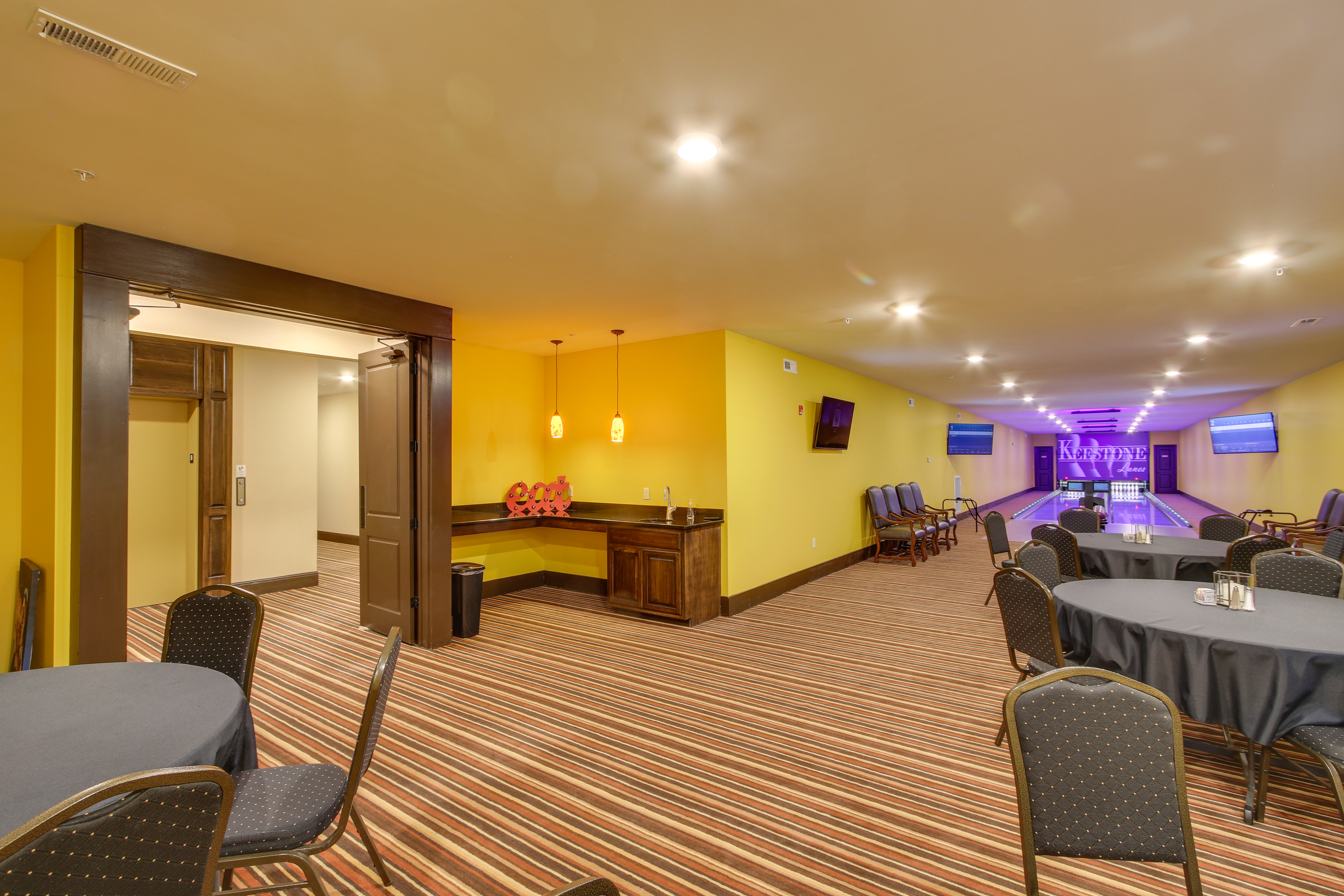 Swim, Golf & Bowl - Loretto Vacation Rental Apt!