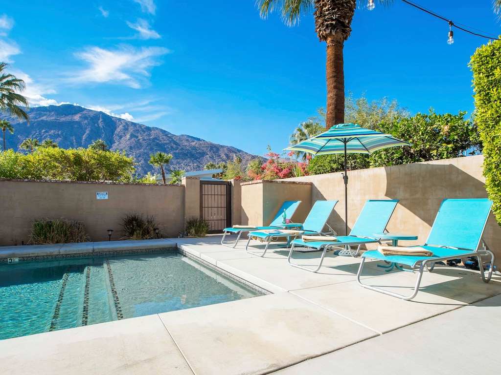 Good morning from Palm Springs