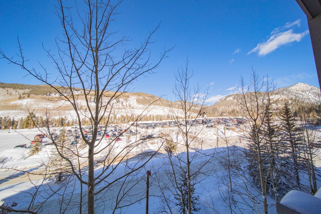Upper balcony mountain views! #winter