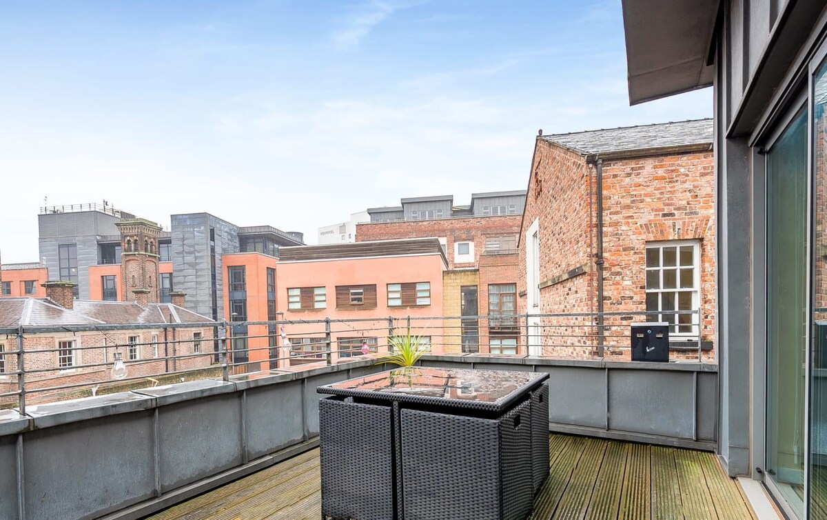 Campbell Sq Roof Terrace Apt, Liverpool - Host & Stay