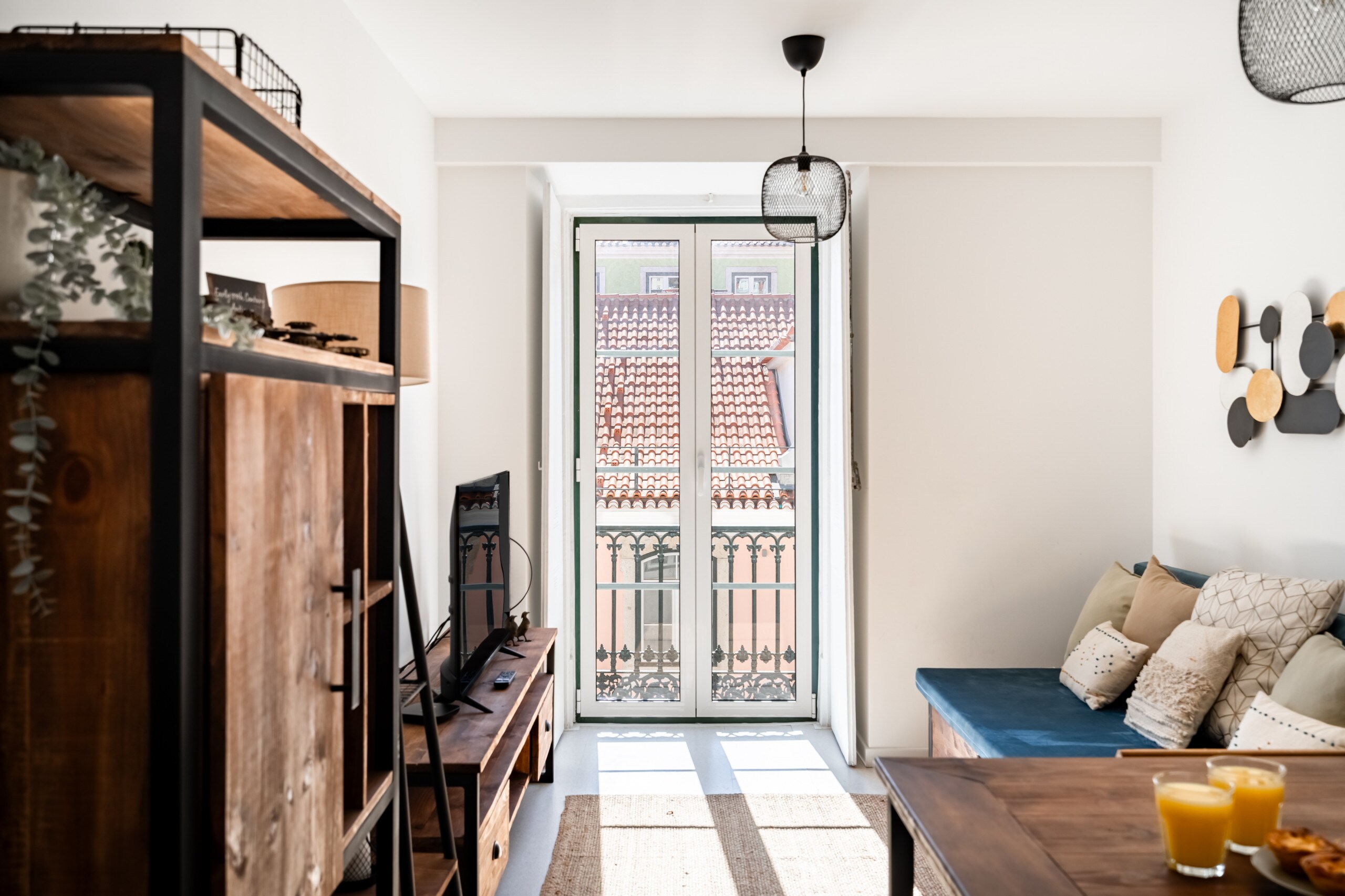 Property Image 1 - Lovely 2 Bed Apartment in the Heart of Lisbon