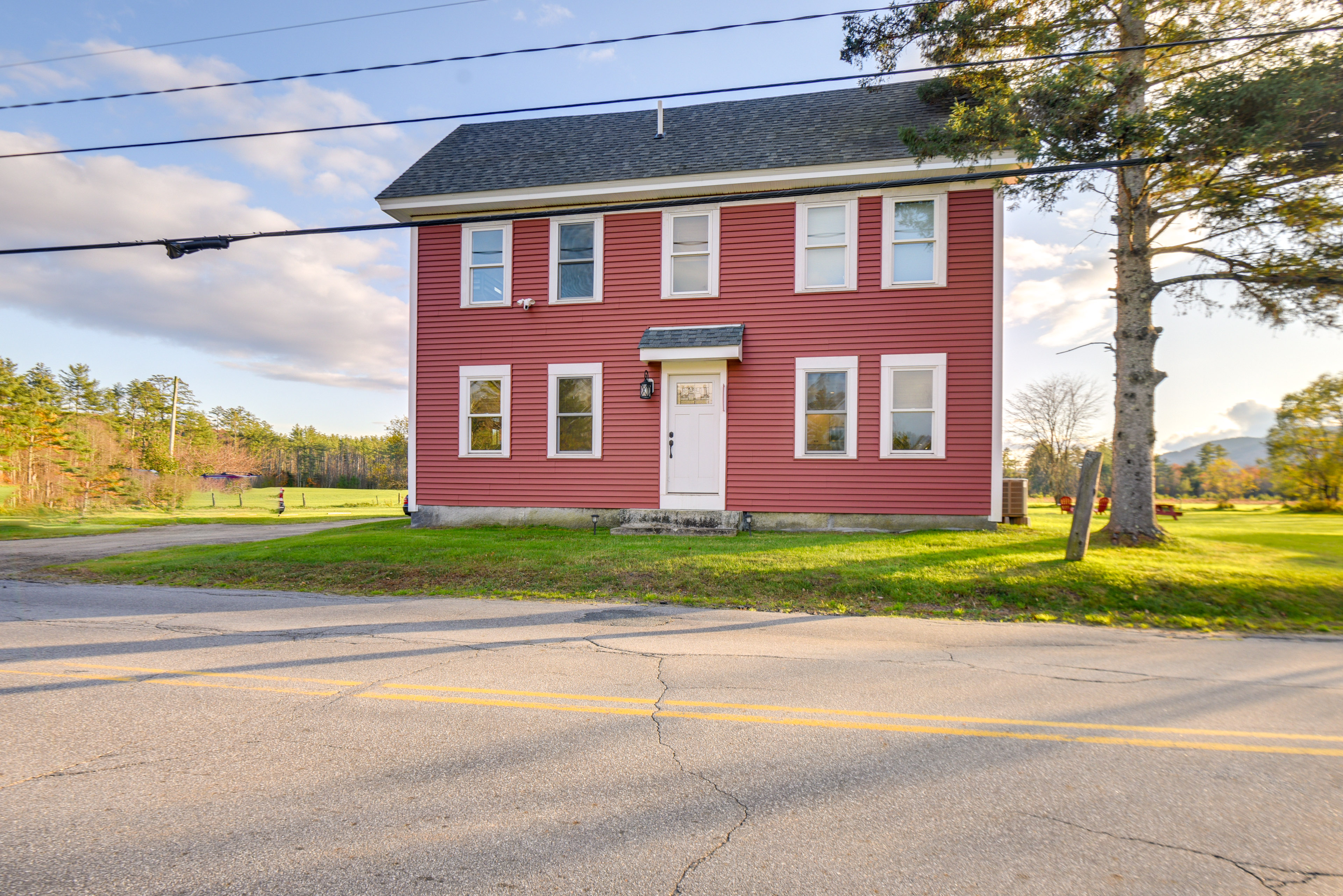 ‘Farmview’ Duplex ~ 2 Mi to Newfound Lake!