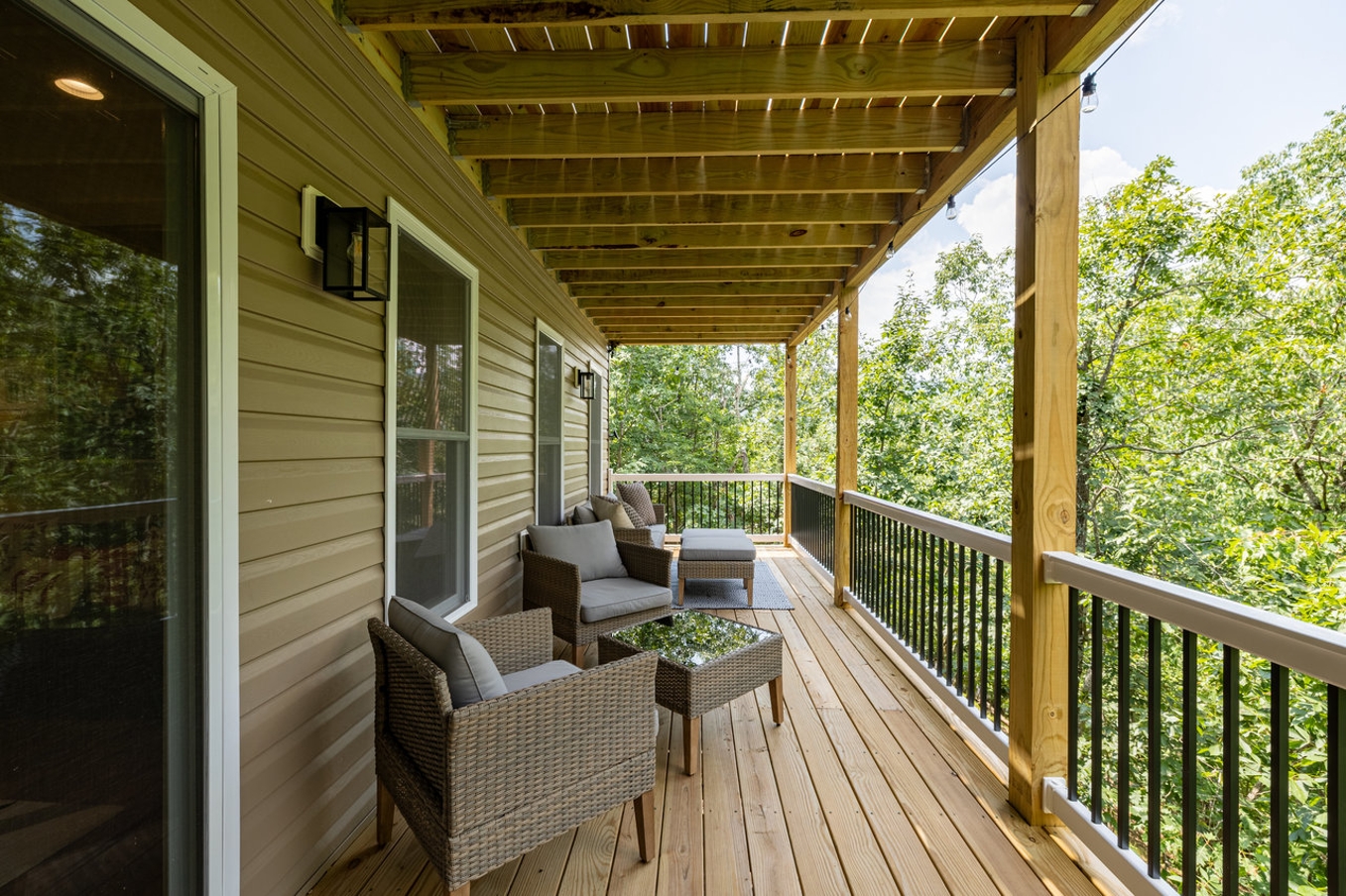 Luxe Lodge Designer Decorated Hot Tub Slope Views