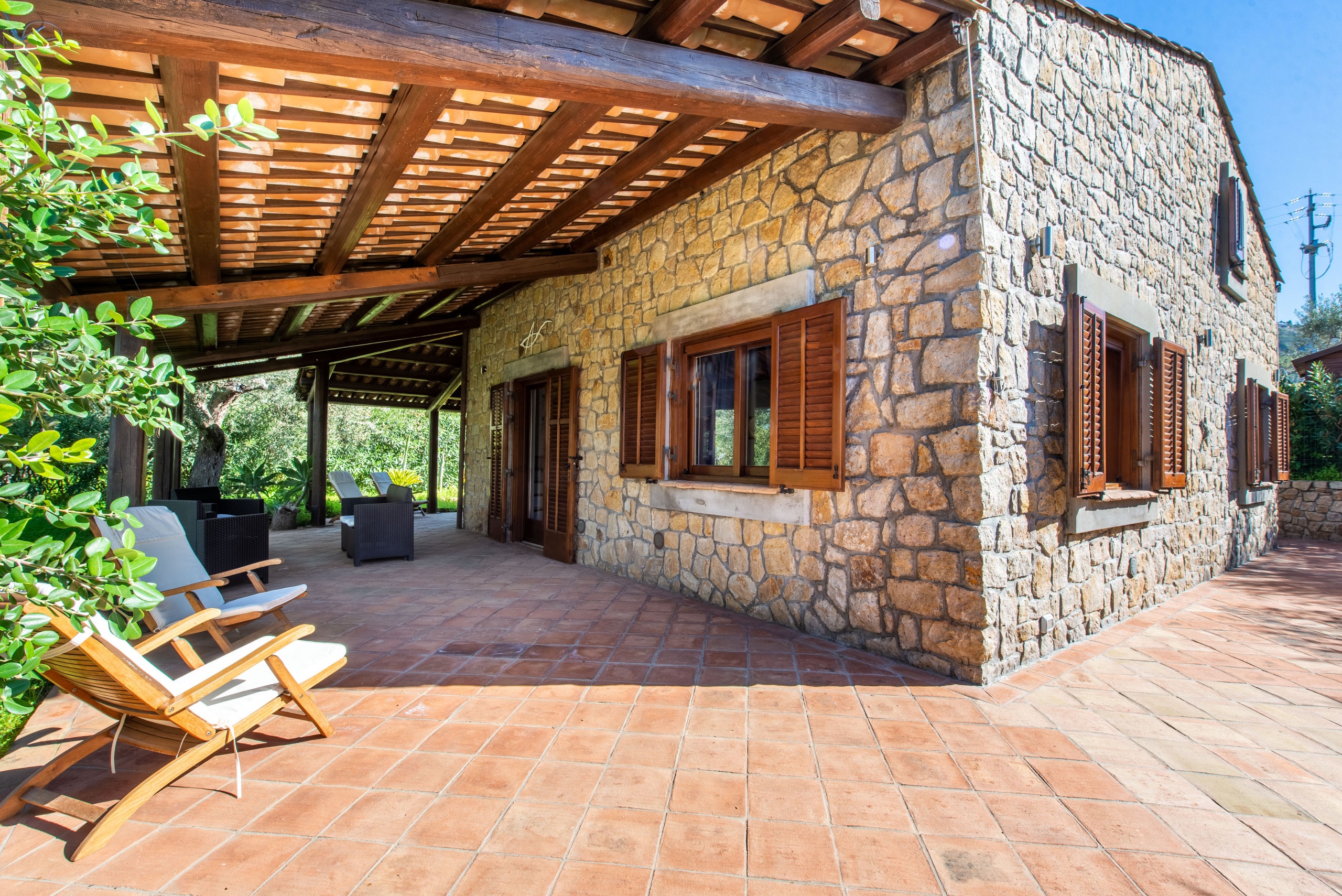 Property Image 1 - Independent house with private access to the beach near Contrada Capo Plaja
