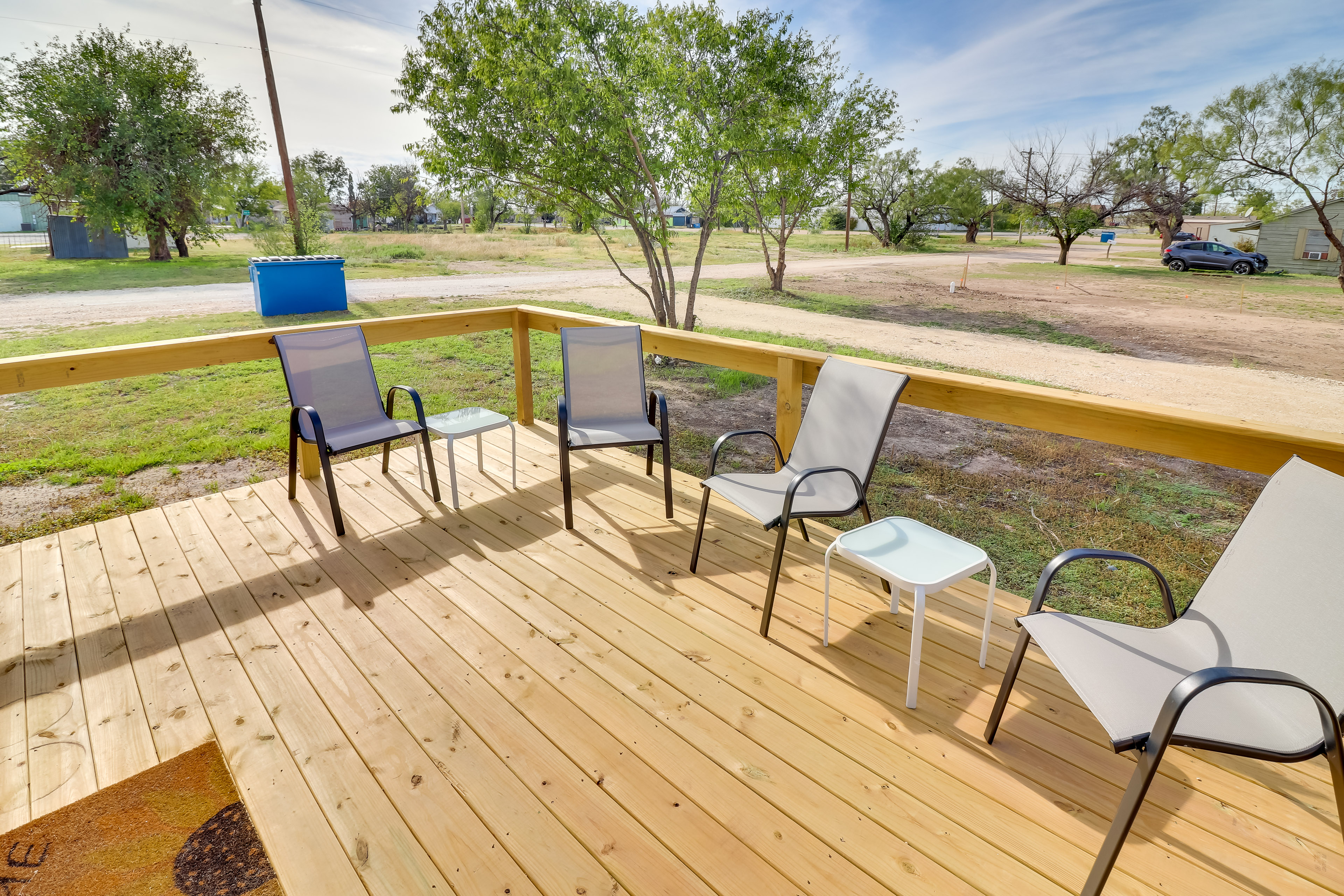 Cozy Ballinger Vacation Rental w/ Deck & Grill!