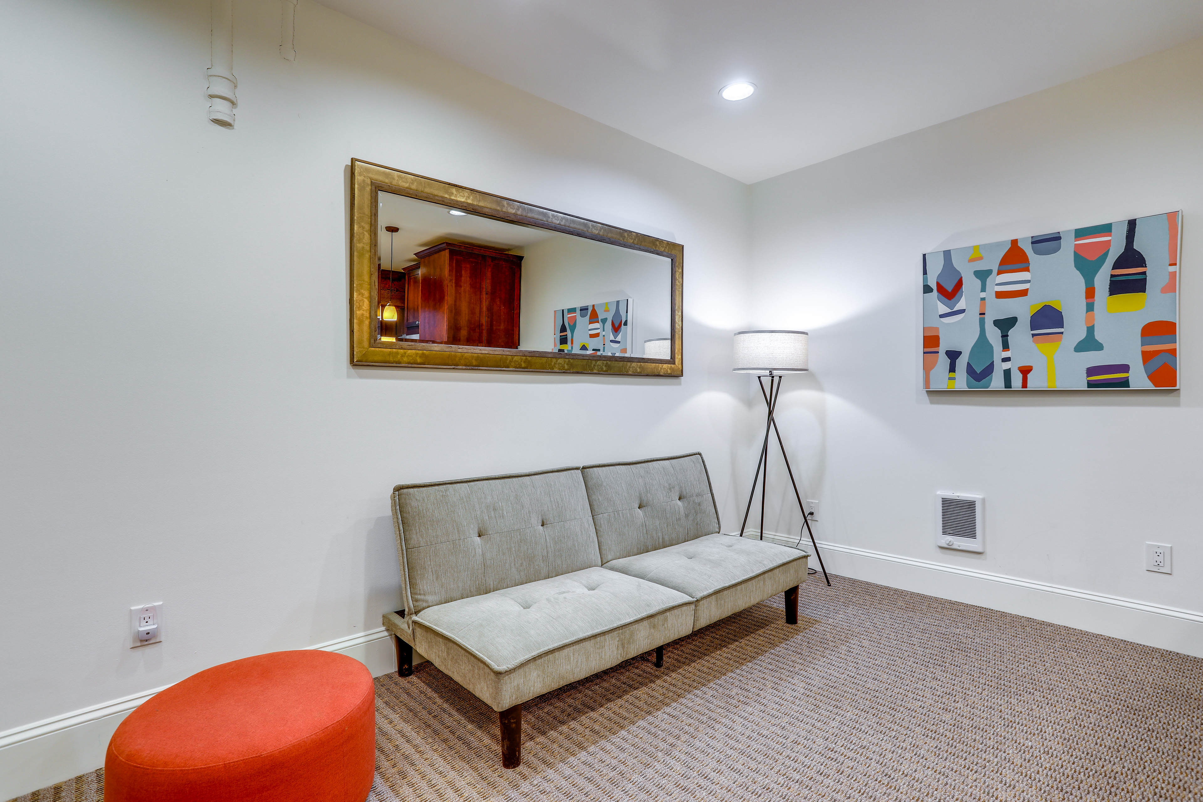 Seattle Condo w/ Parking, Near Space Needle!