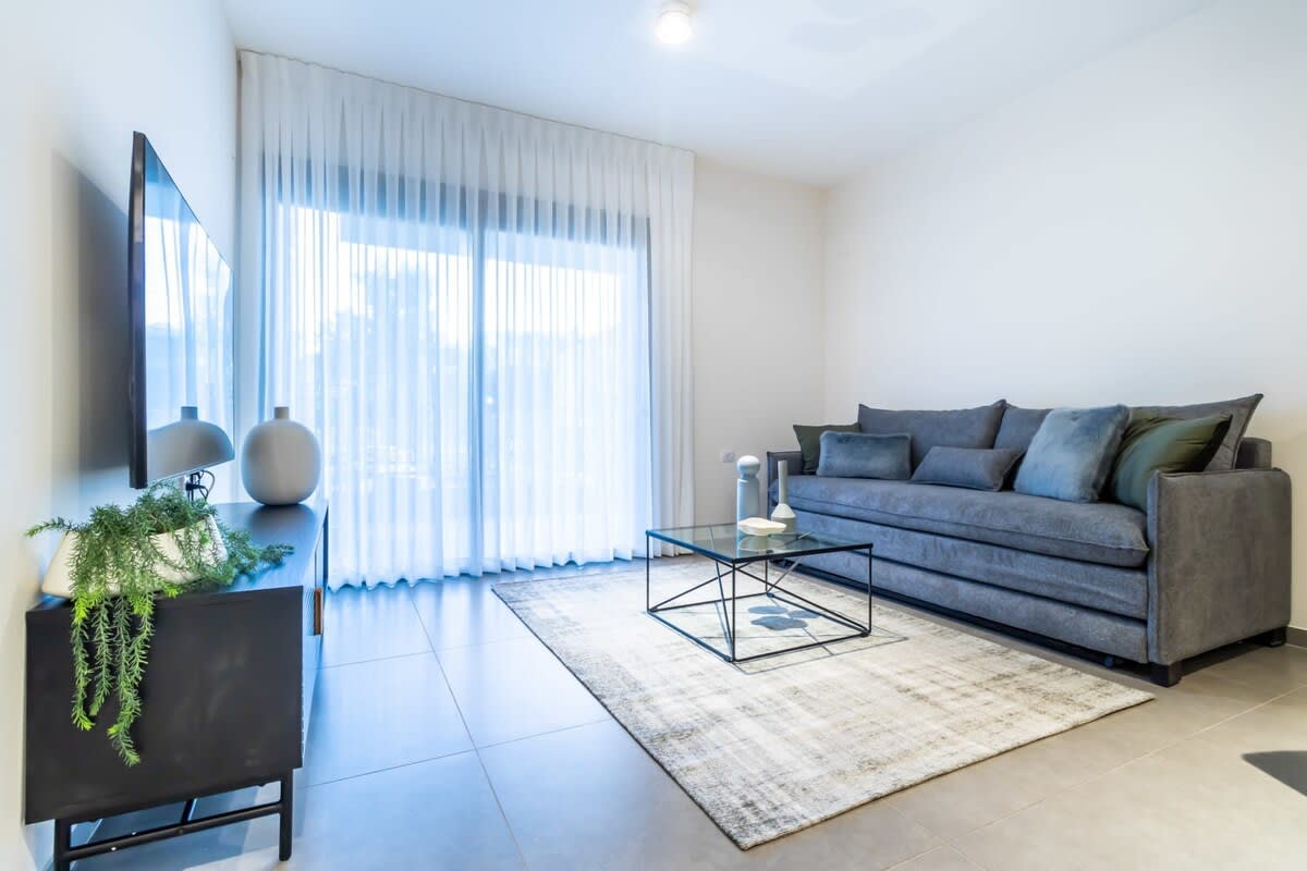 Property Image 1 - Deluxe 1 Bedroom Apartment/Parking City Center