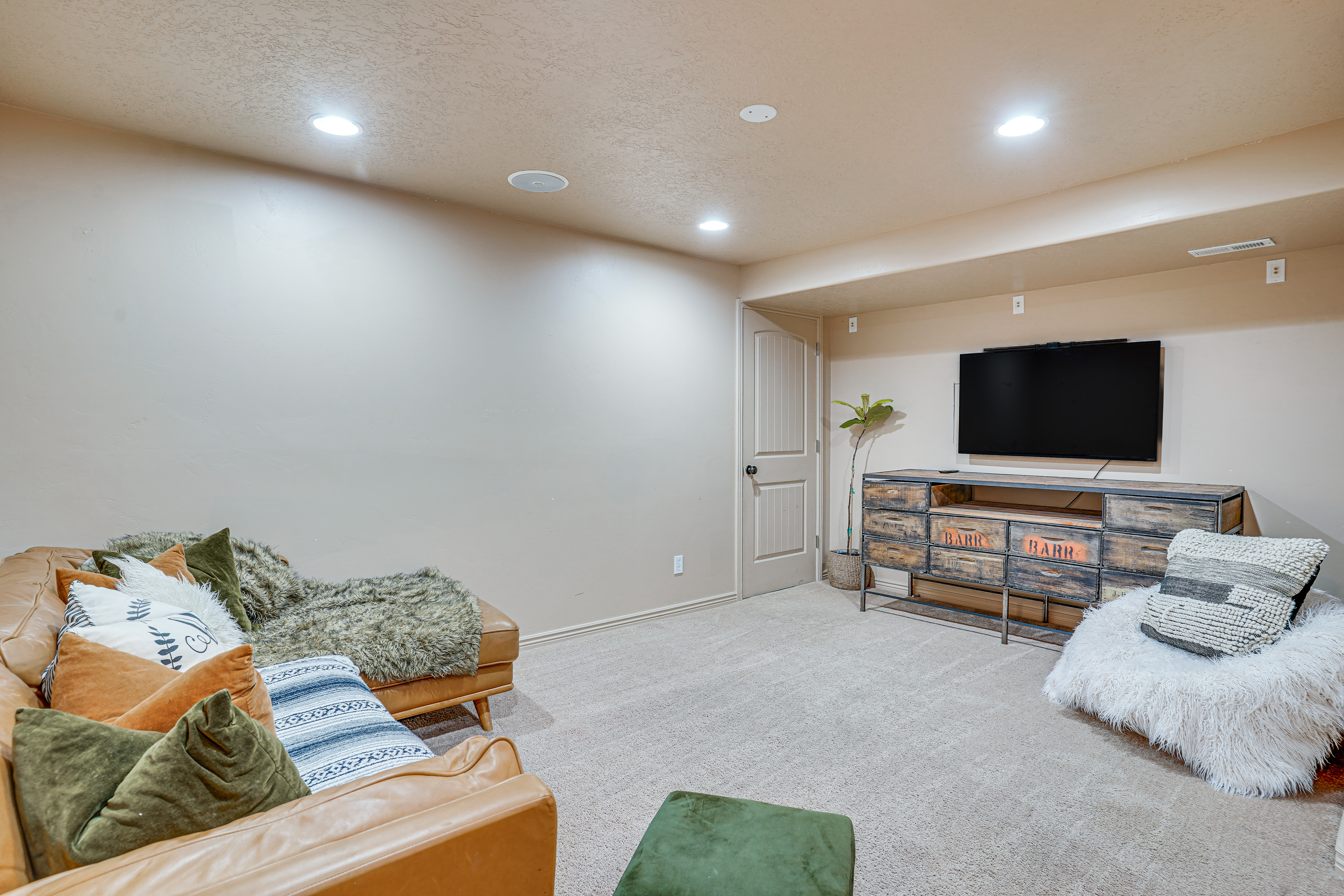 Spanish Fork Retreat w/ Smart TVs Near Trails!