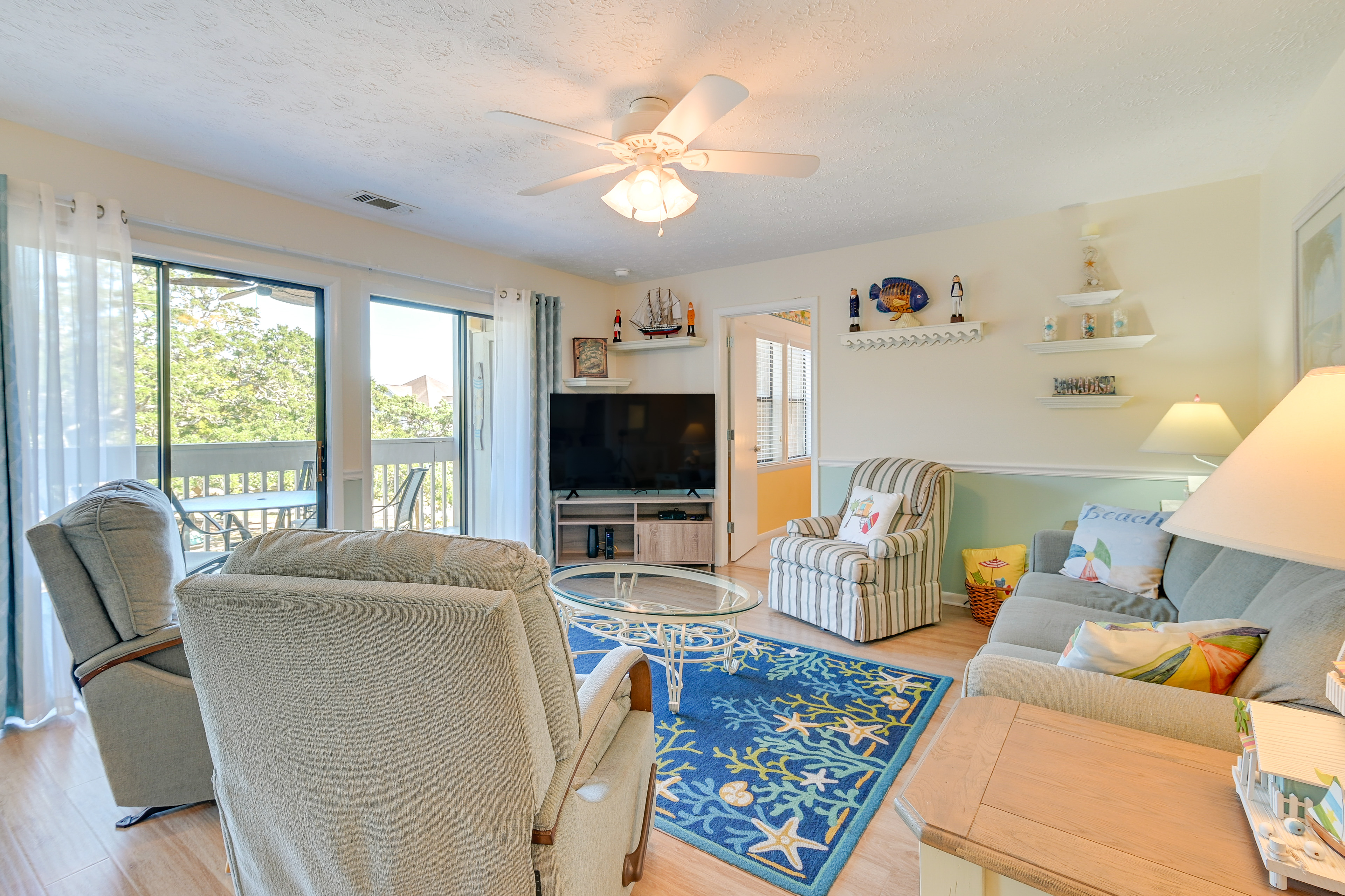 Property Image 1 - Surfside Beach Condo w/ Balcony: Walk to Beach!